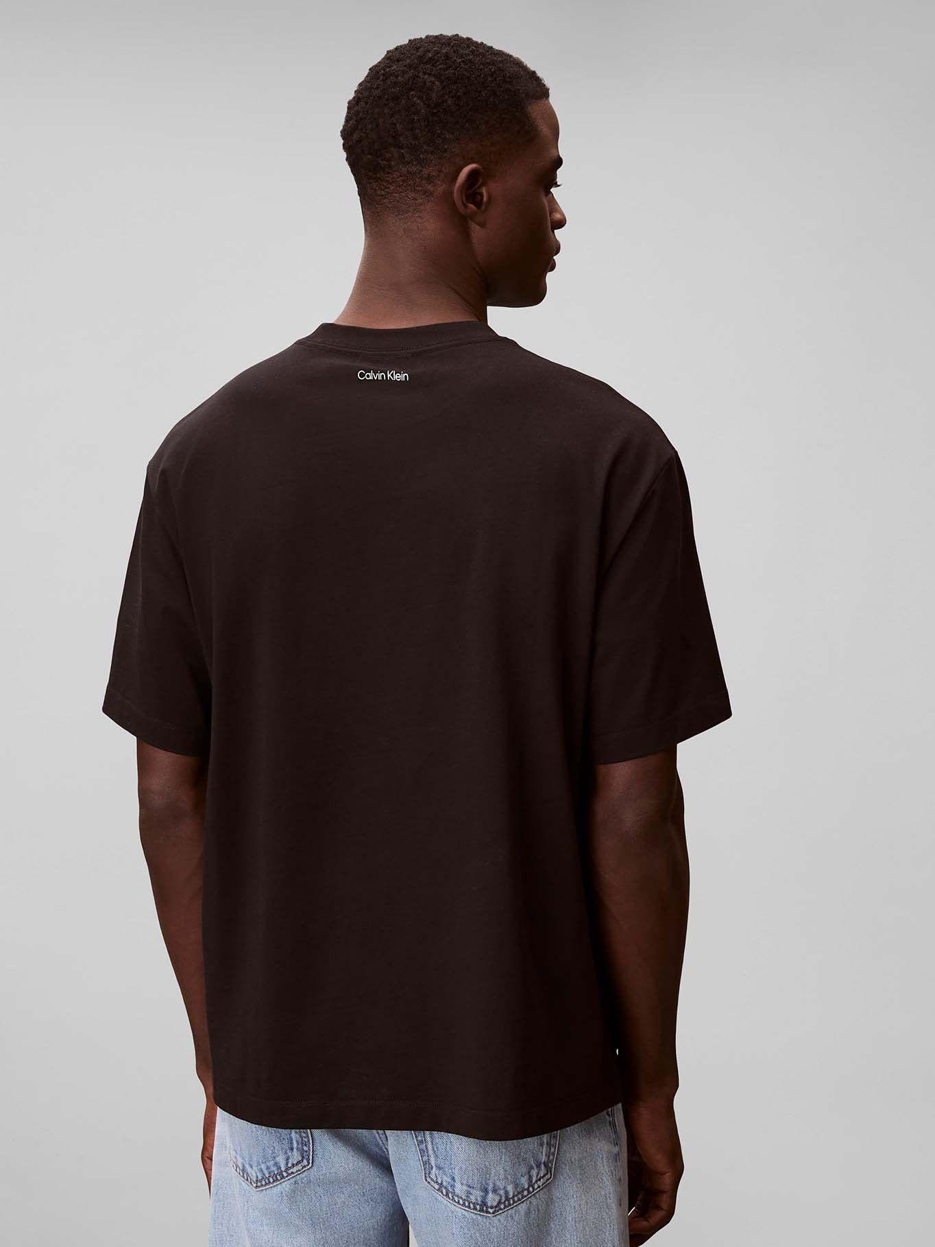 Polera con Logo Estampado Negro Calvin Klein-2
