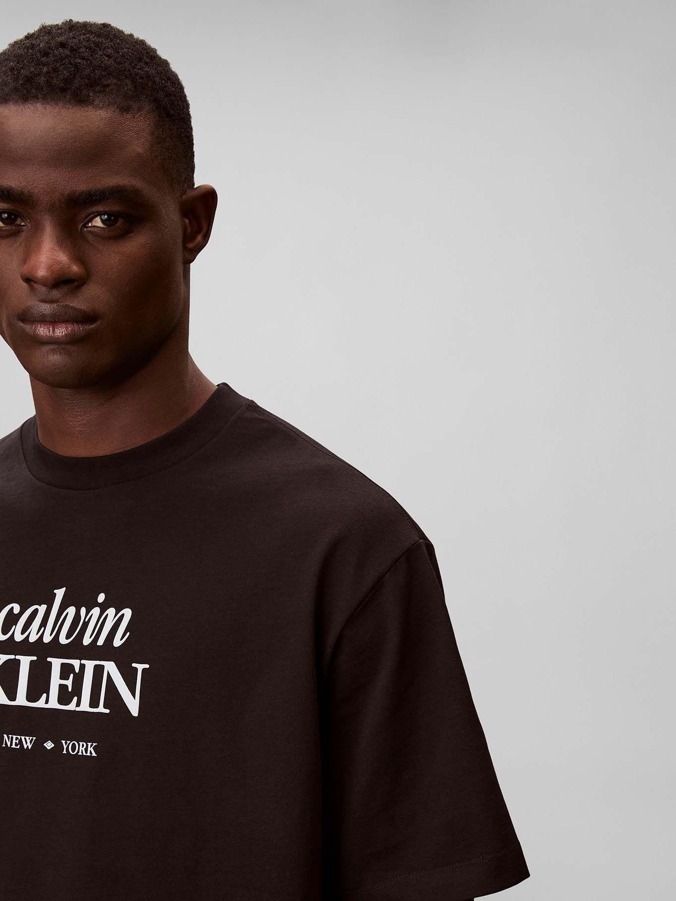 Polera con Logo Estampado Negro Calvin Klein-3