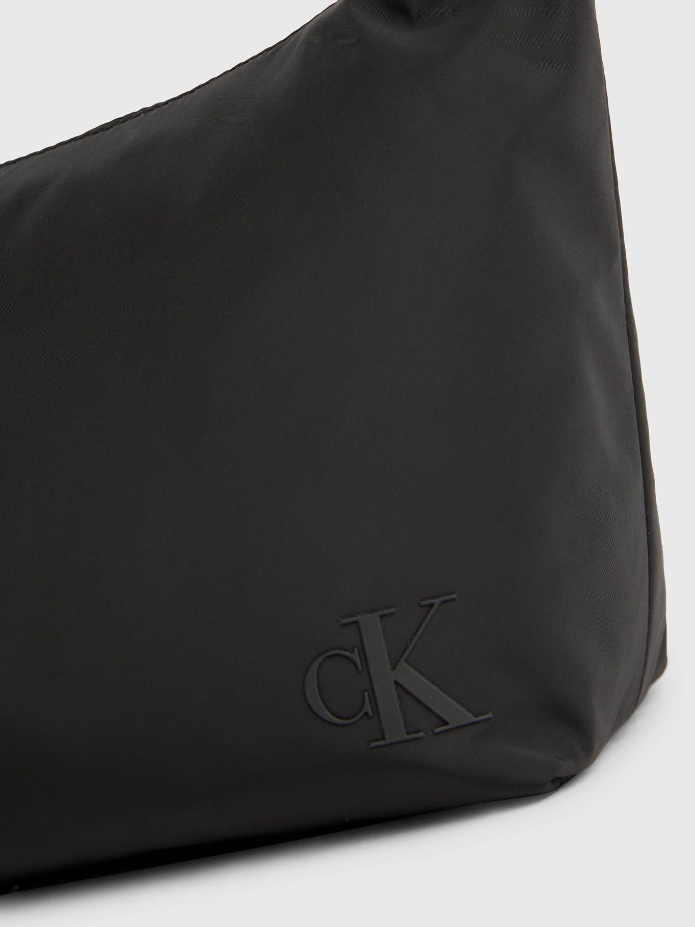 Cartera Ultralight Negro Calvin Klein-2