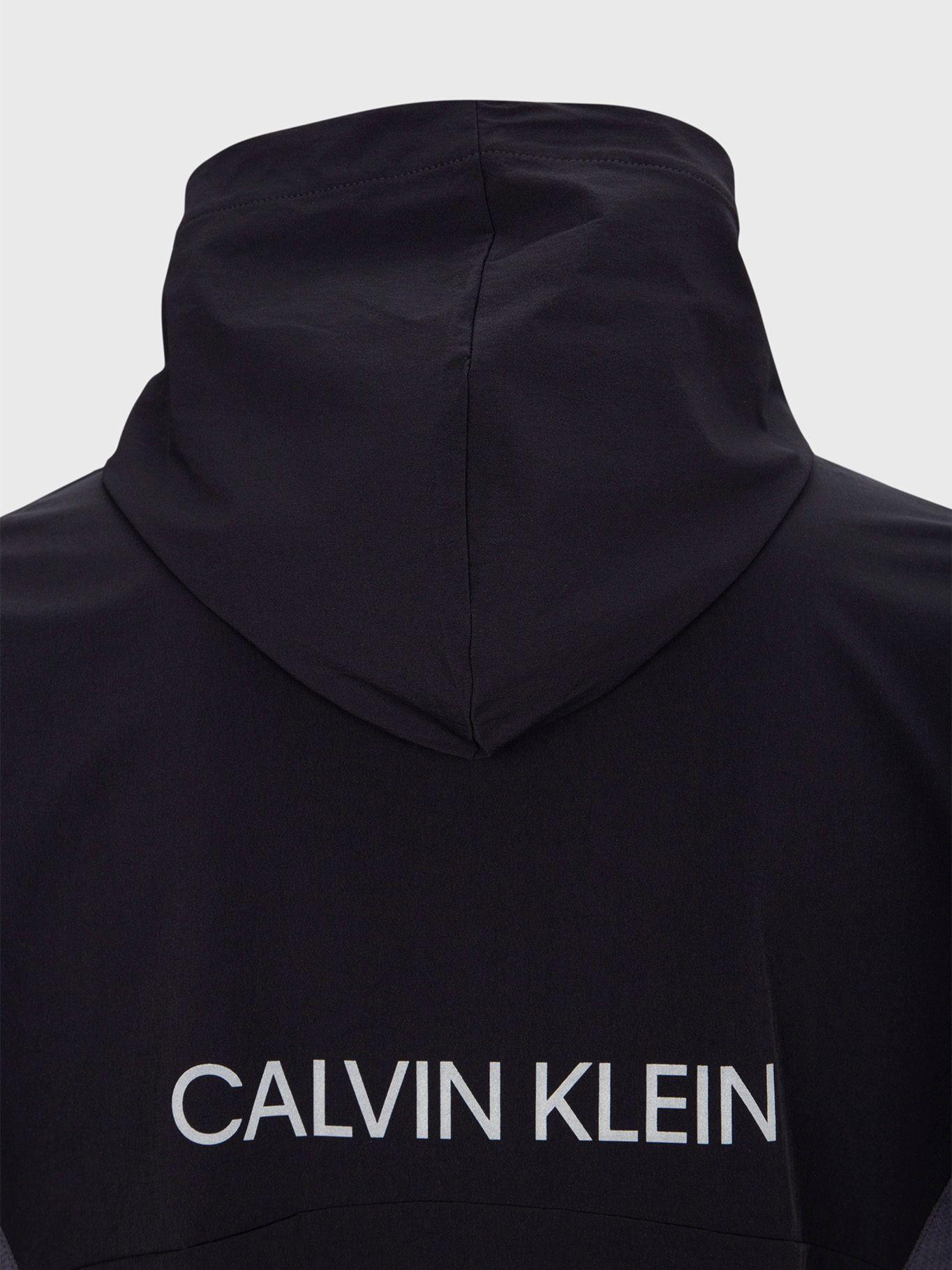 Chaqueta Deportiva Woven Negro Calvin Klein-3
