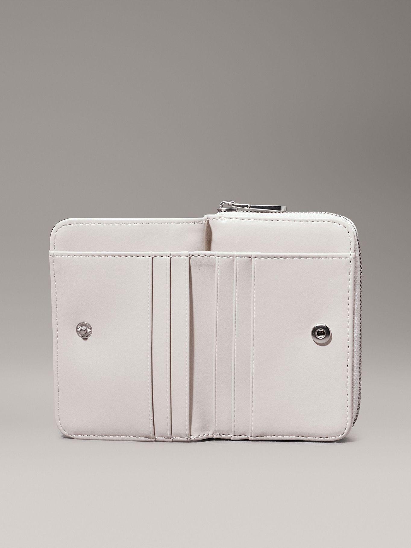Billetera Sculpted Blanco Calvin Klein-2