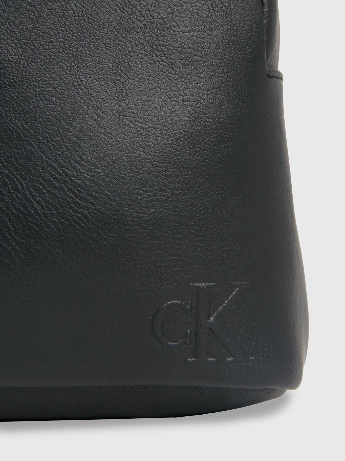 Mochila Ultralight Micro Negro Calvin Klein-2