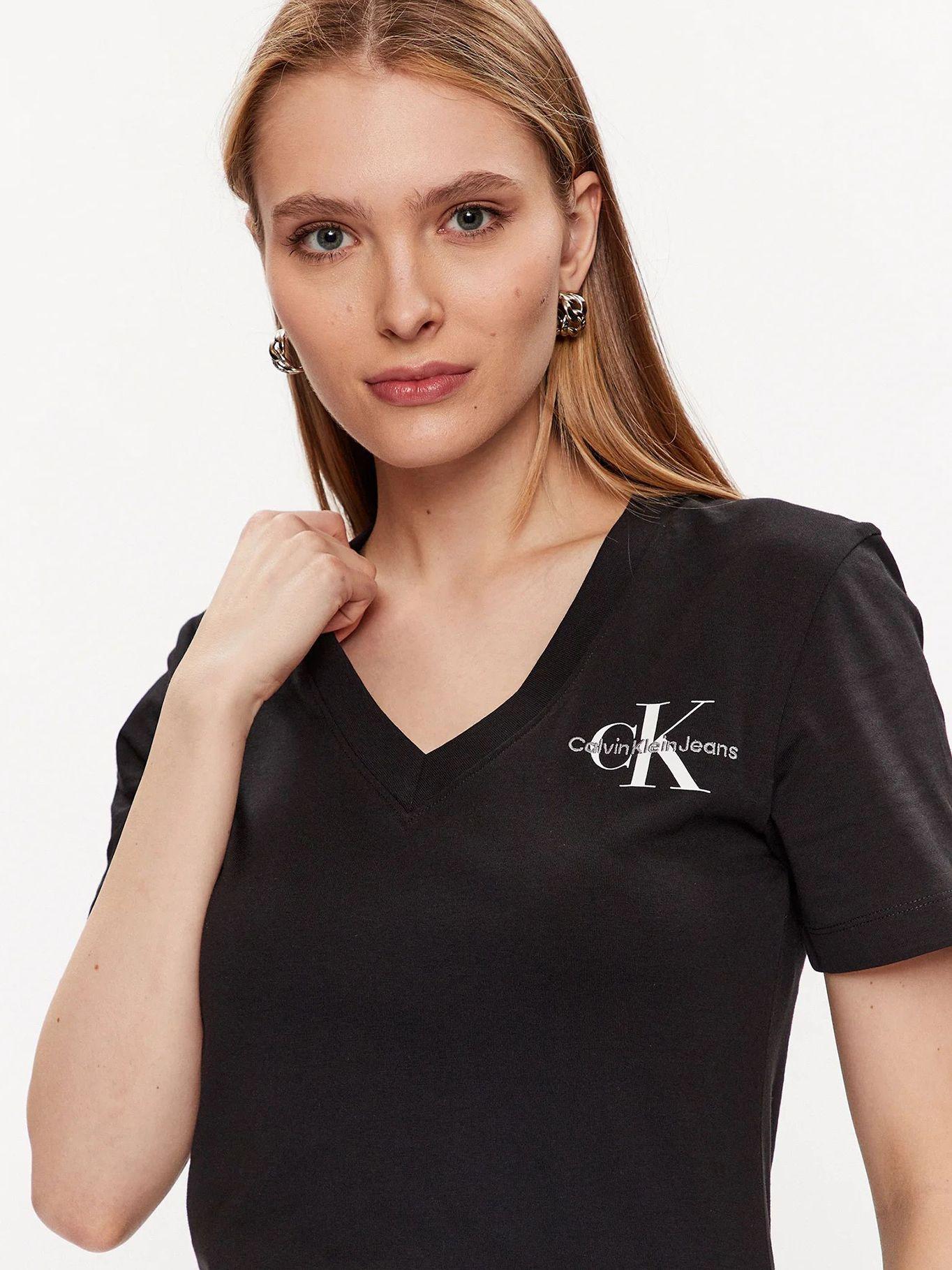 Polera Monologo Slim V-Neck Negro-3