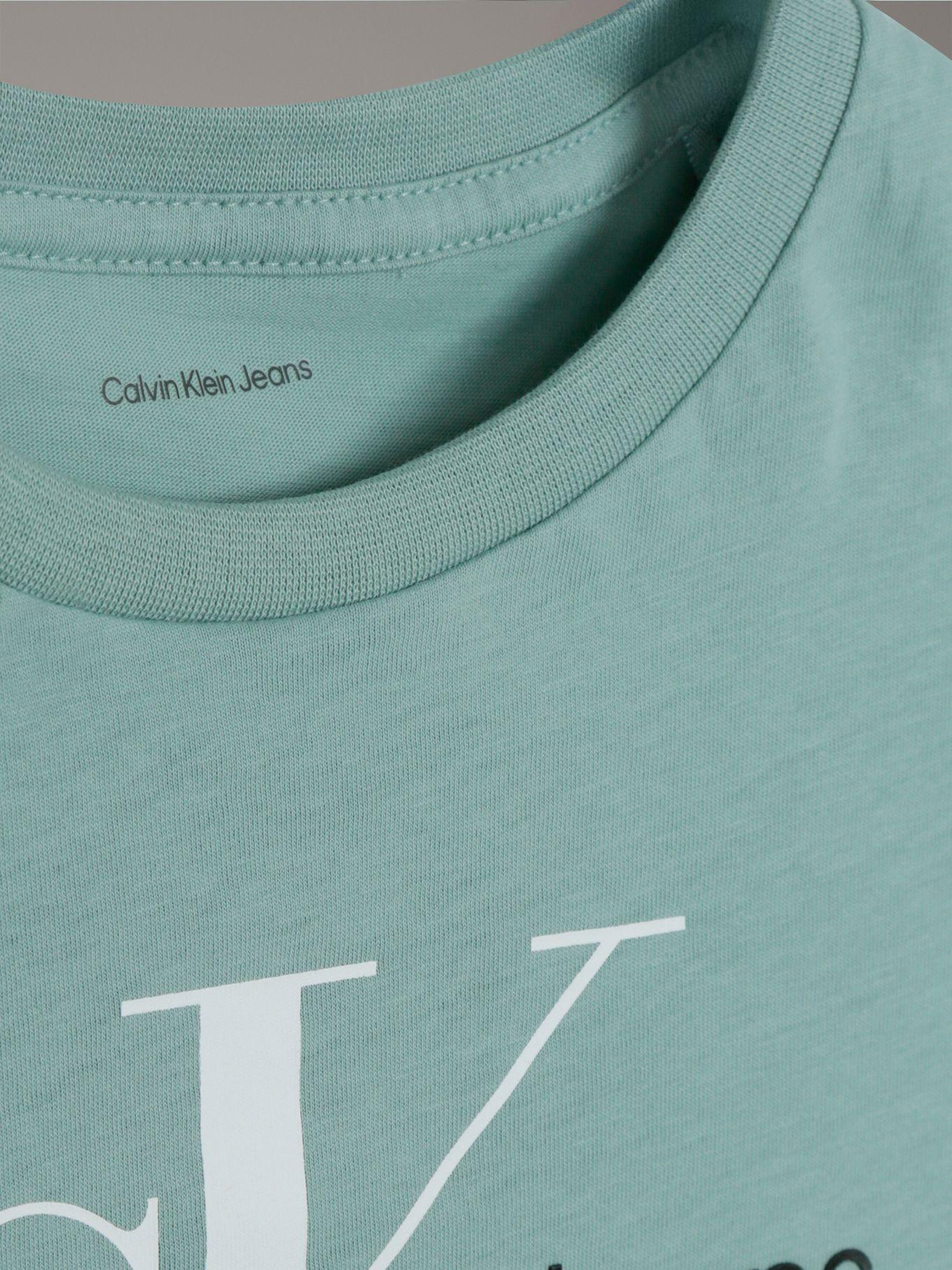 Polera Unisex CK Monogram Verde Calvin Klein-3