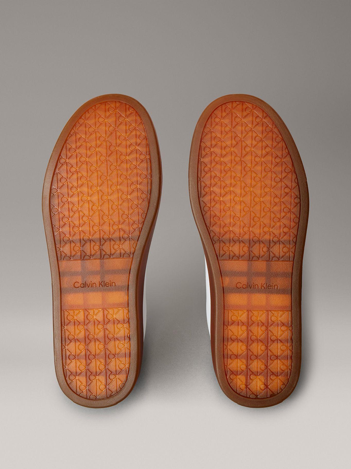 Zapatillas Classic y Cuero Blanco Calvin Klein-3