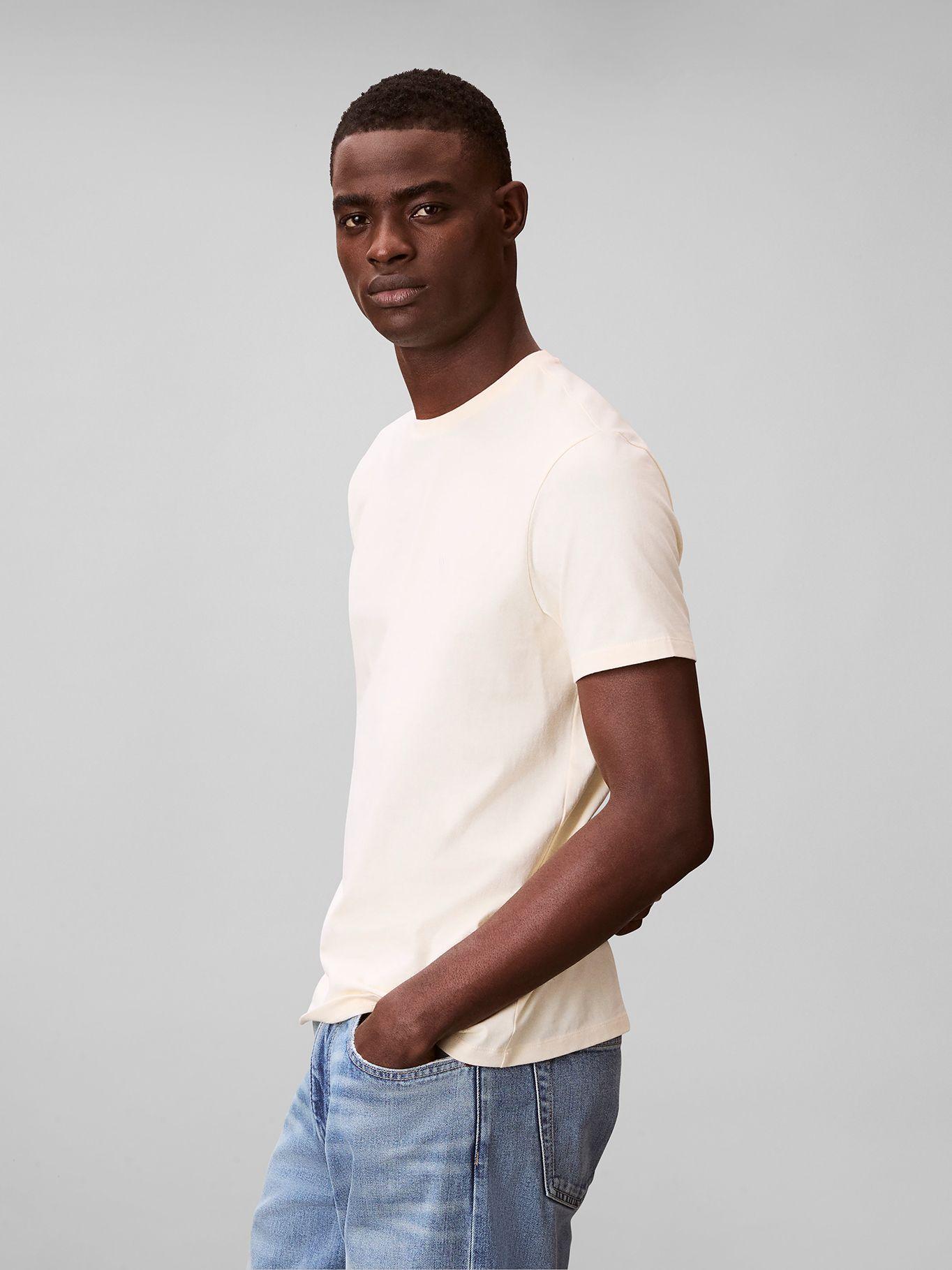 Polera Clásica con Monograma Crema Calvin Klein-3