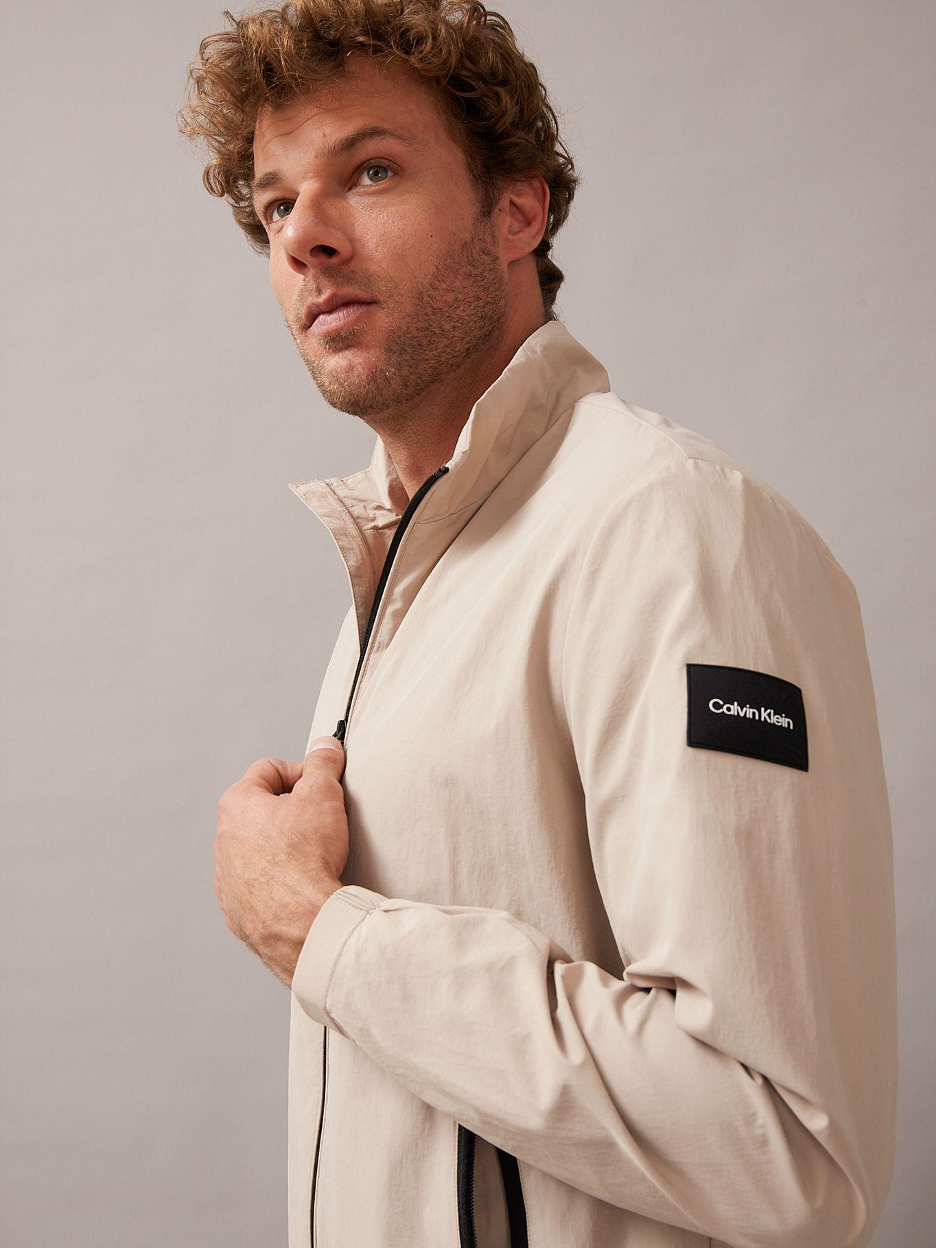 Chaqueta Recycled Crinkle Beige Calvin Klein-3