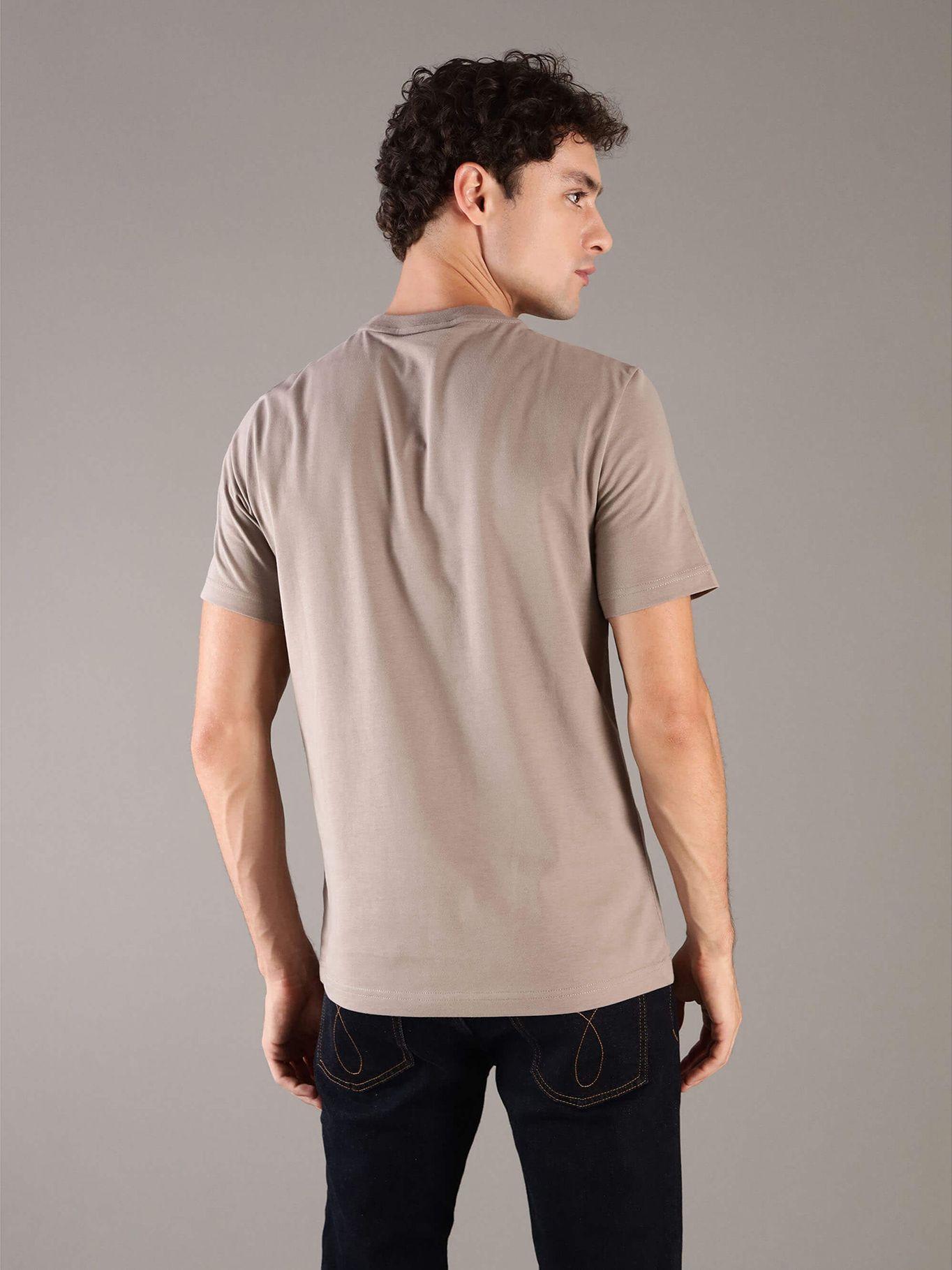 Polera con Monograma Difuminado Beige Calvin Klein-2