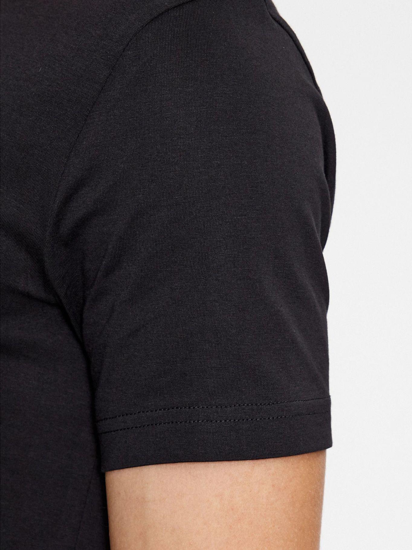 Polera Small Center Box Negro 027 Calvin Klein-4