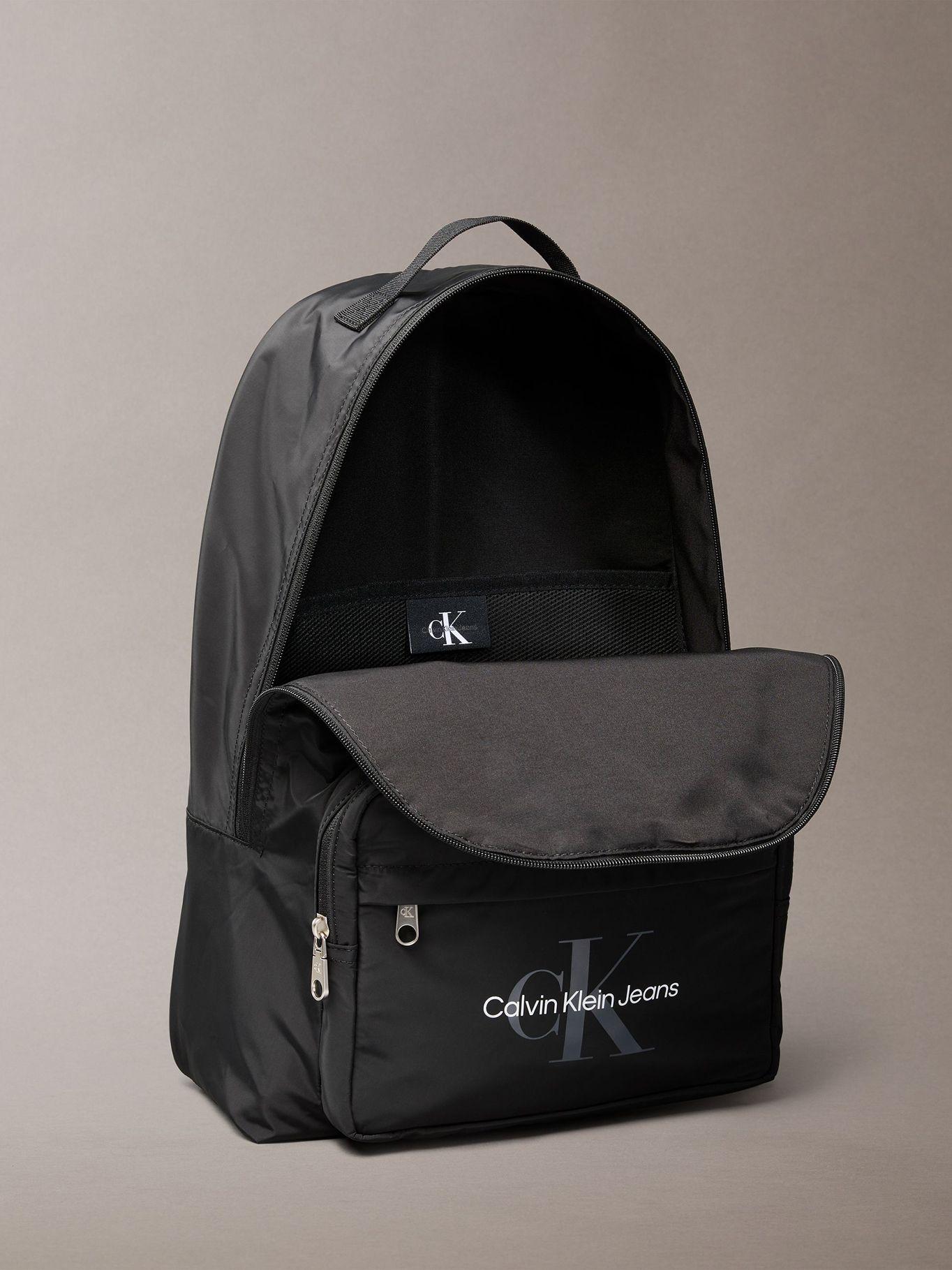 Mochila Sport Essentials Campus Negro Calvin Klein-2