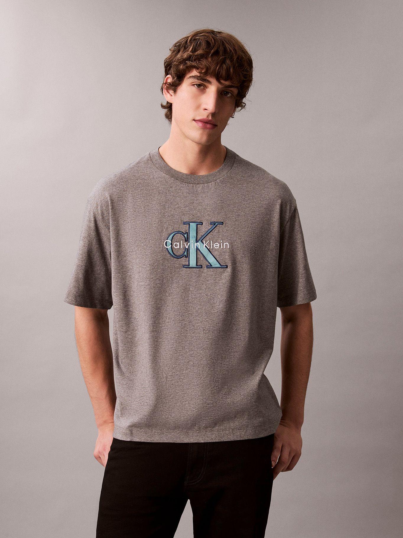 Polera con Gráfico de Monologo Gris Calvin Klein-0
