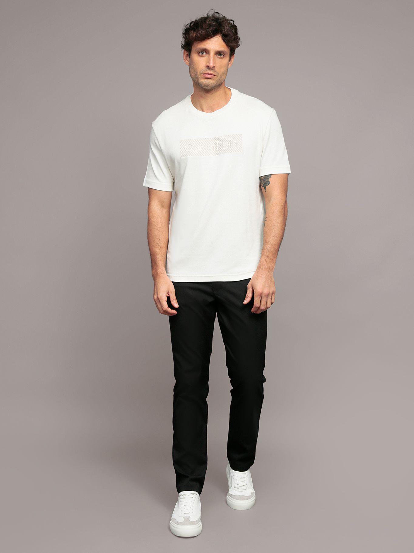 Polera con Bordado Texturizado Blanco Calvin Klein-1