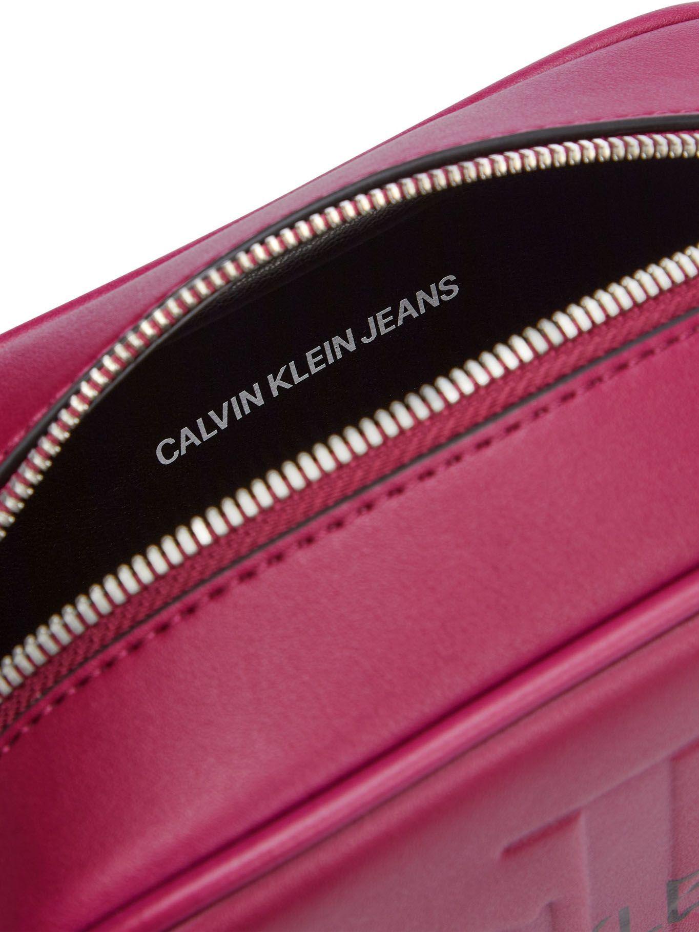 Bandolera Sculpted Fucsia Calvin Klein Mujer-2