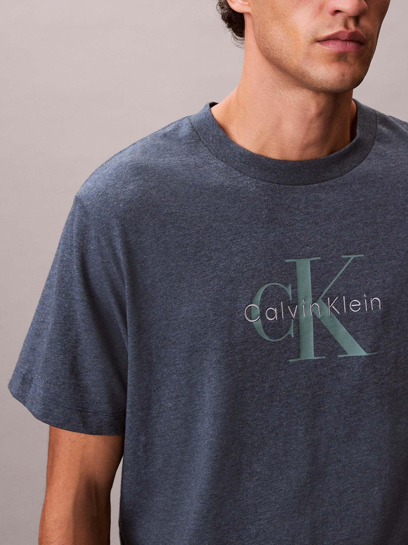 Polera Hero Monologo Azul Calvin Klein-4
