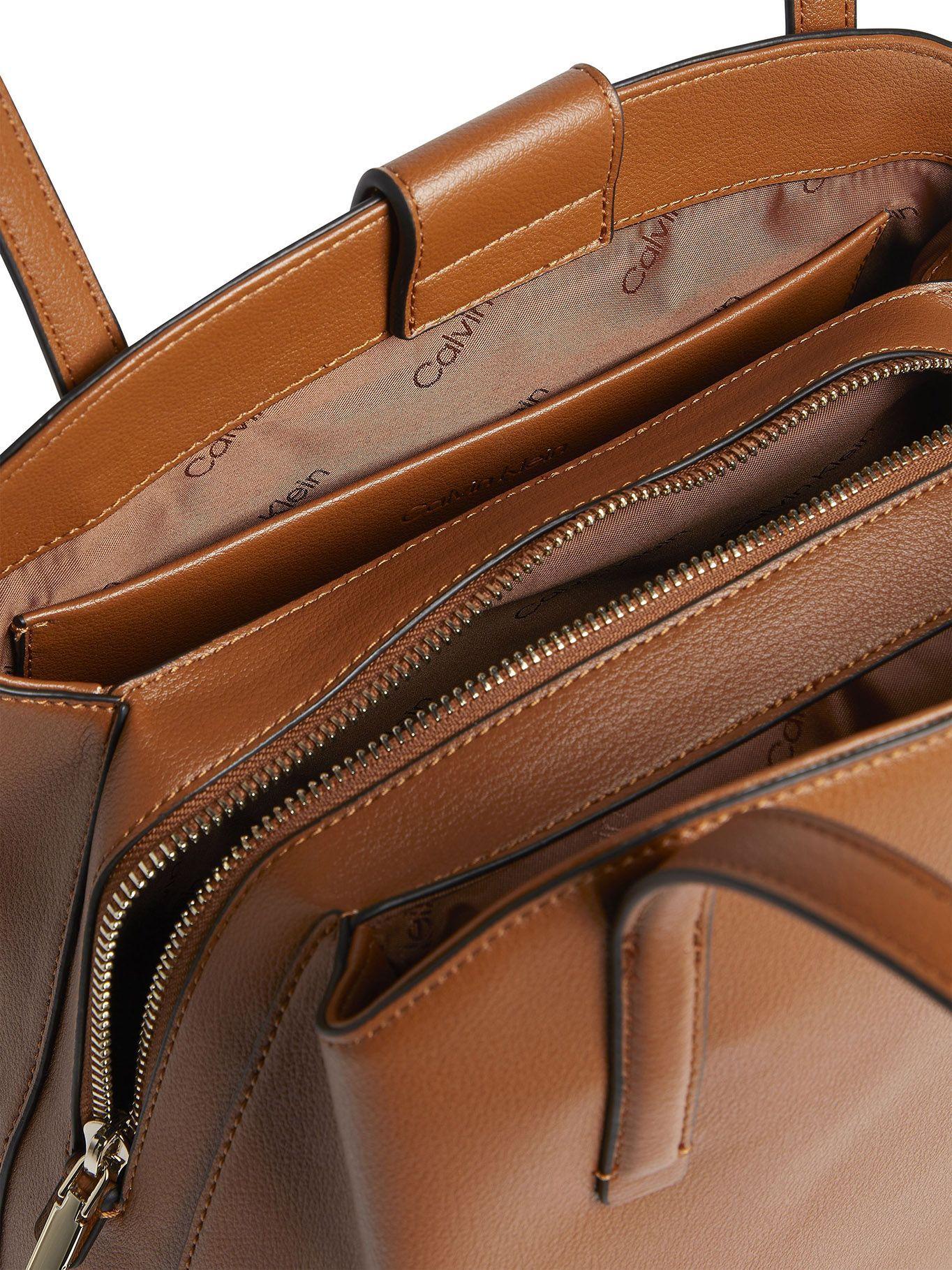 Cartera Shoulder Ck Must Café Calvin Klein-2