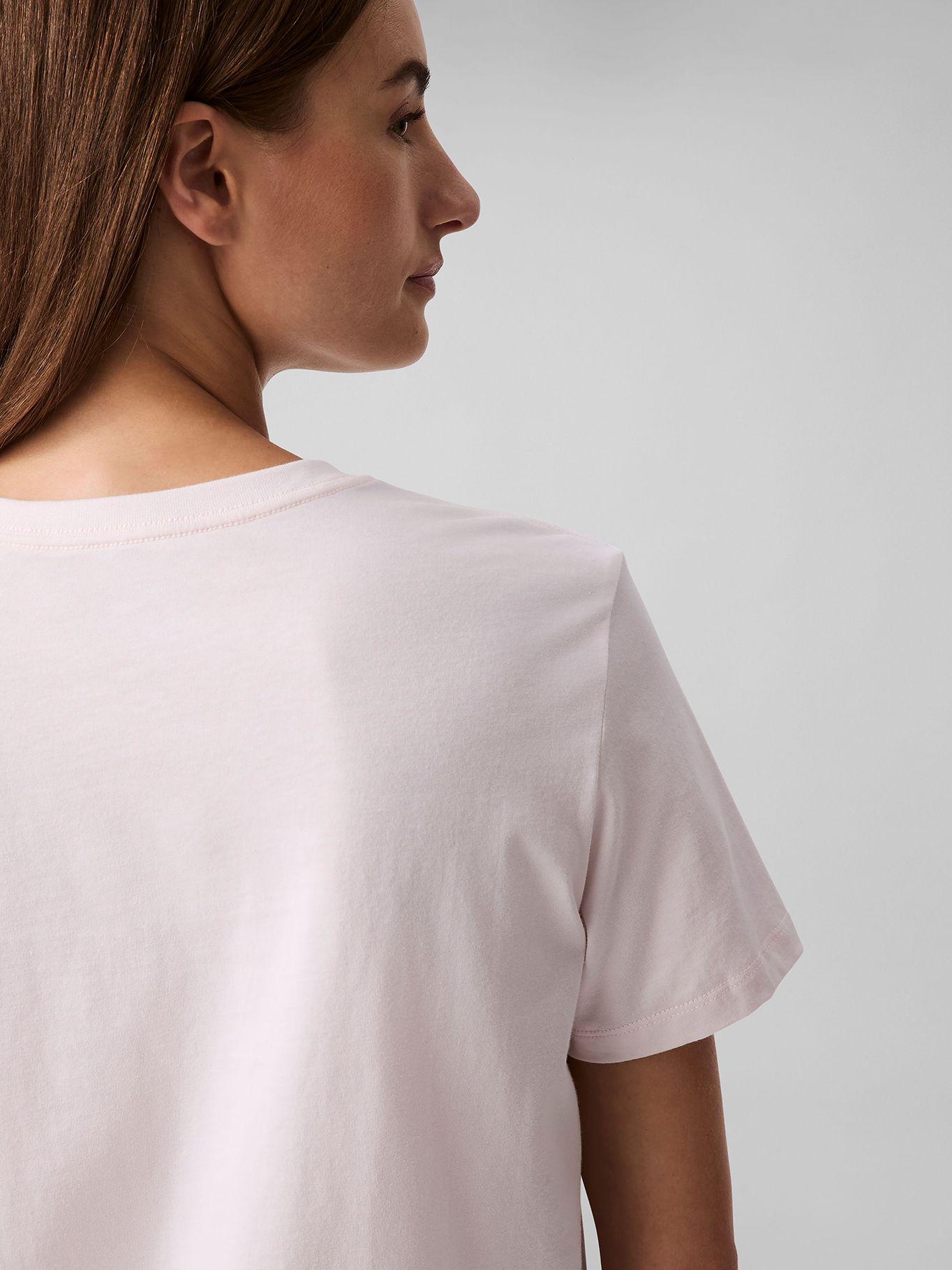 Polera Clásica con Logo Blanco Calvin Klein-4
