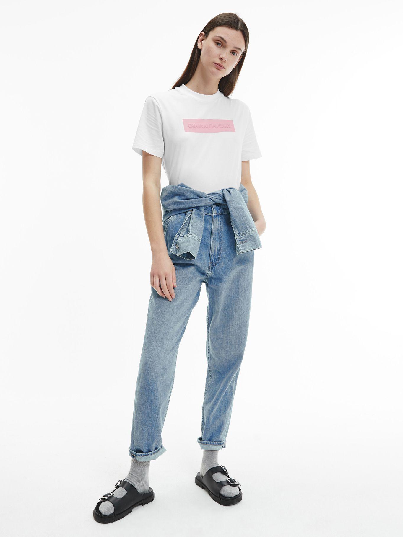 Polera Hero Logo Blanco Calvin Klein Mujer-0