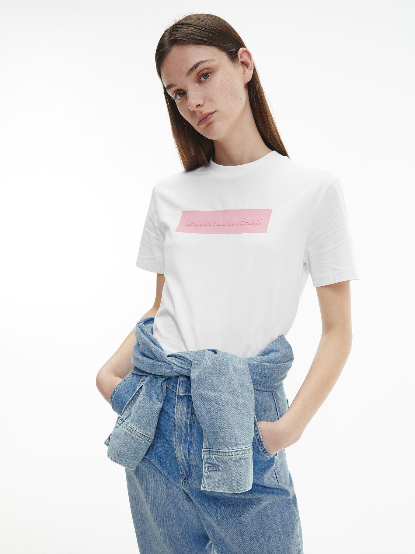 Polera Hero Logo Blanco Calvin Klein Mujer-3