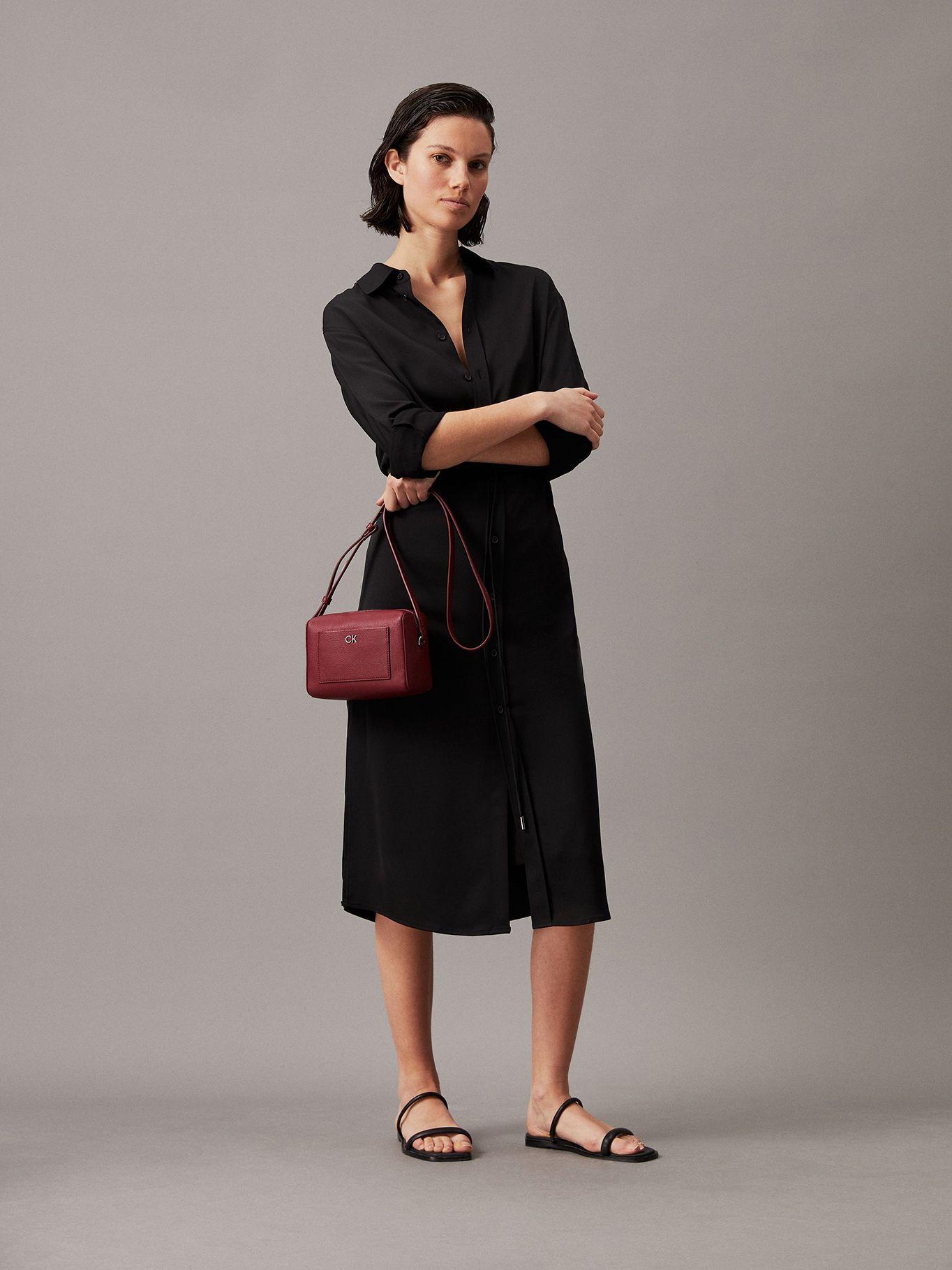 Bandolera Daily Monogram Rojo Calvin Klein-4