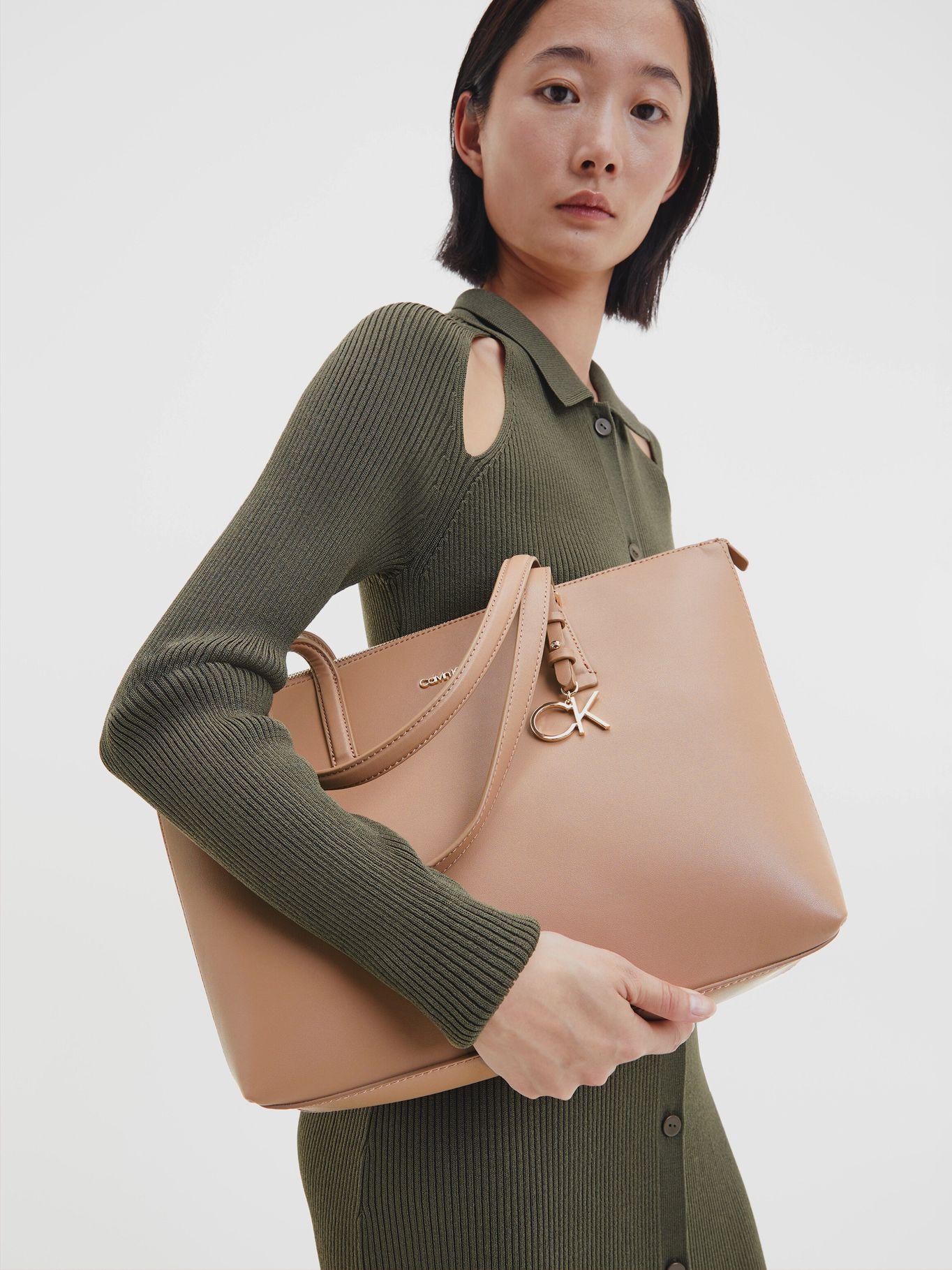 Cartera Tote Ck Must Md Café Calvin Klein-4