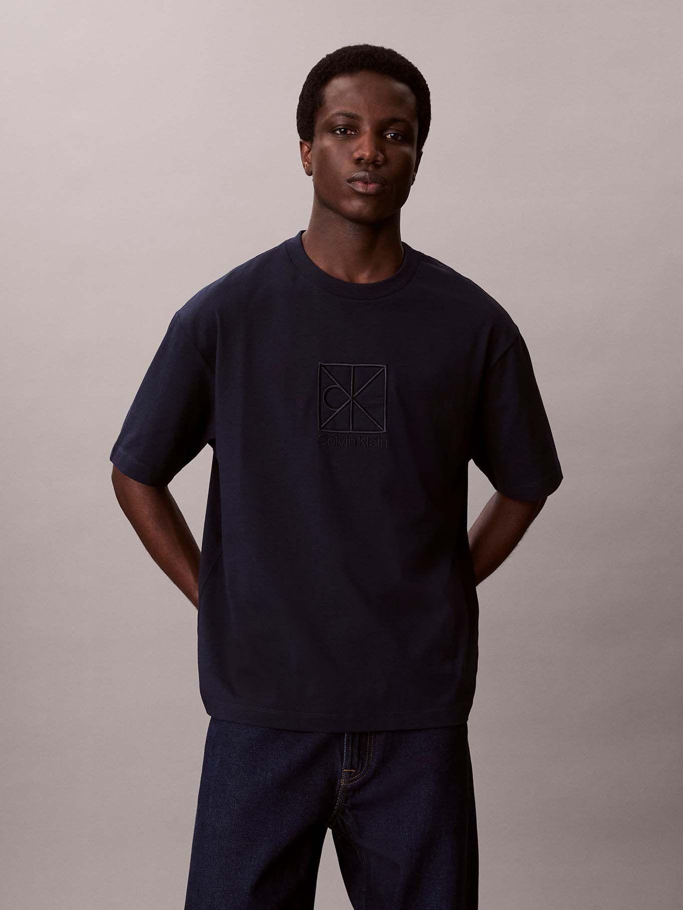 Polera con Gráfico de Emblema Azul Calvin Klein-0