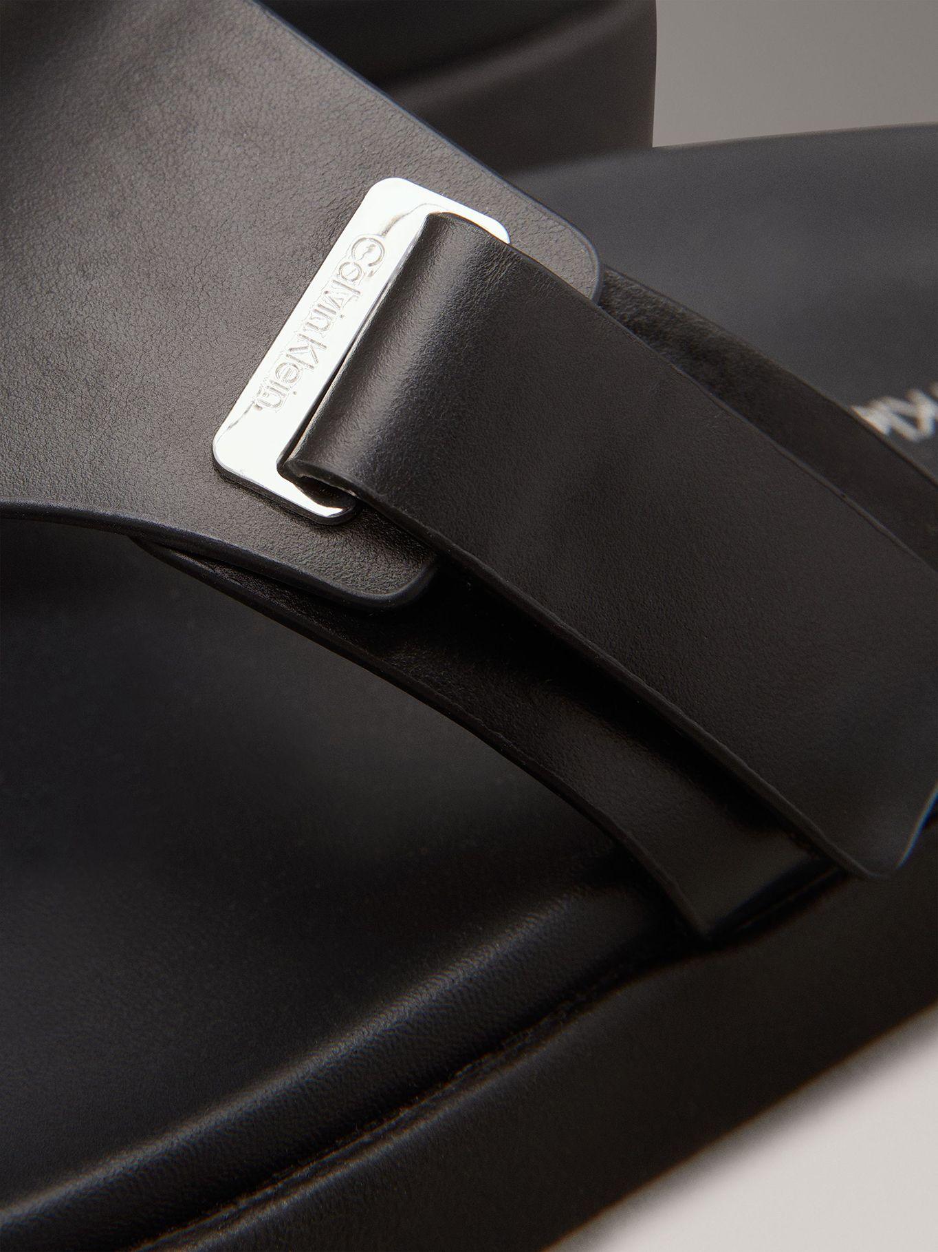 Sandalias de Cuero Eyelet Negro Calvin Klein-6