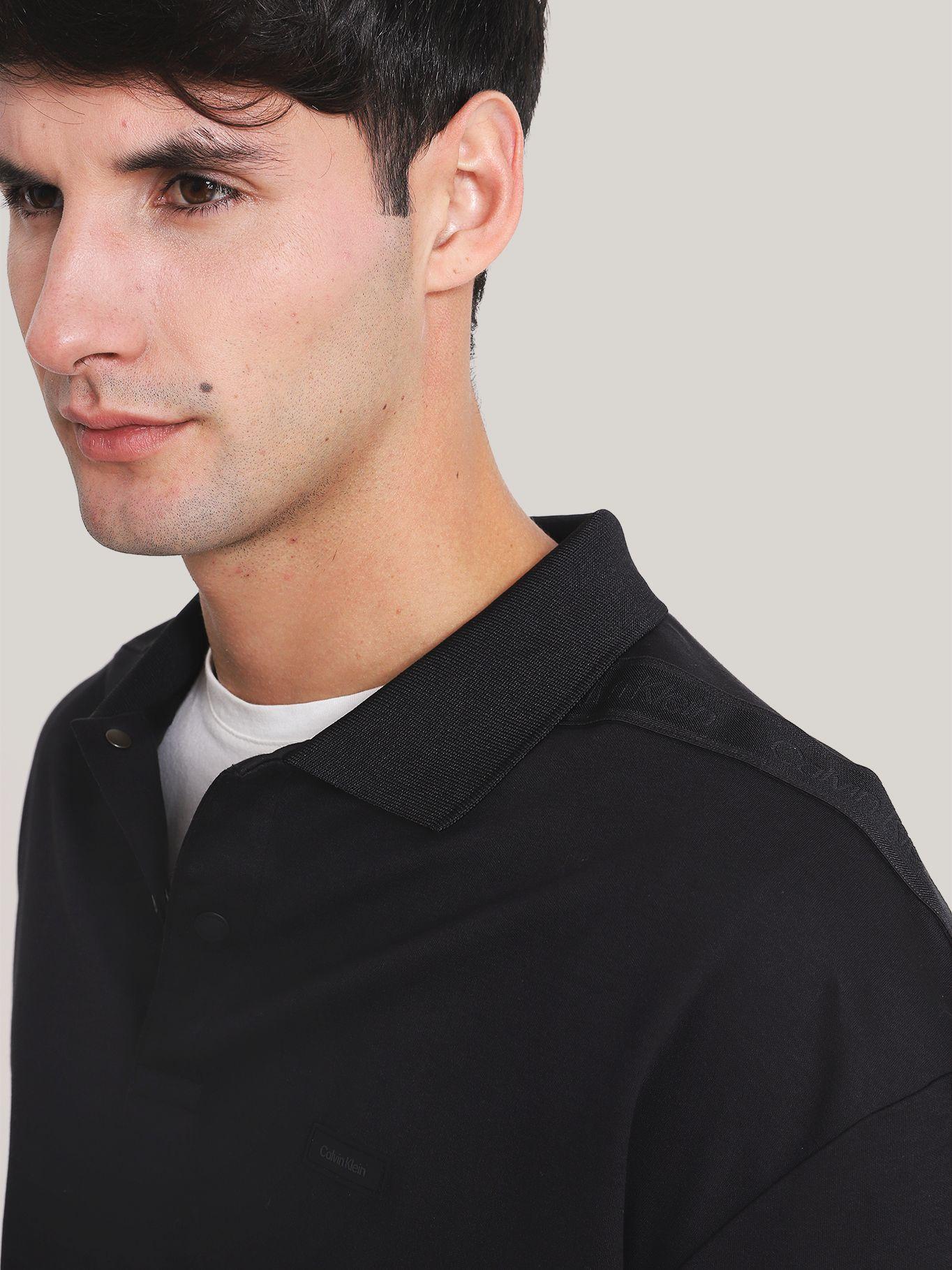 Polo Tonal Debossed Negro Calvin Klein-3