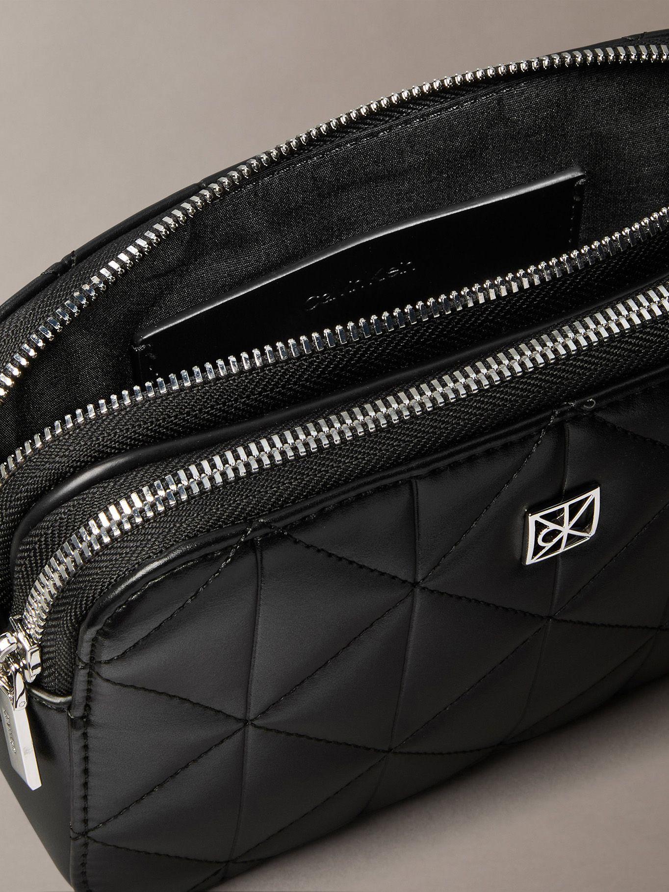 Cartera Camera Acolchada Negro Calvin Klein-2