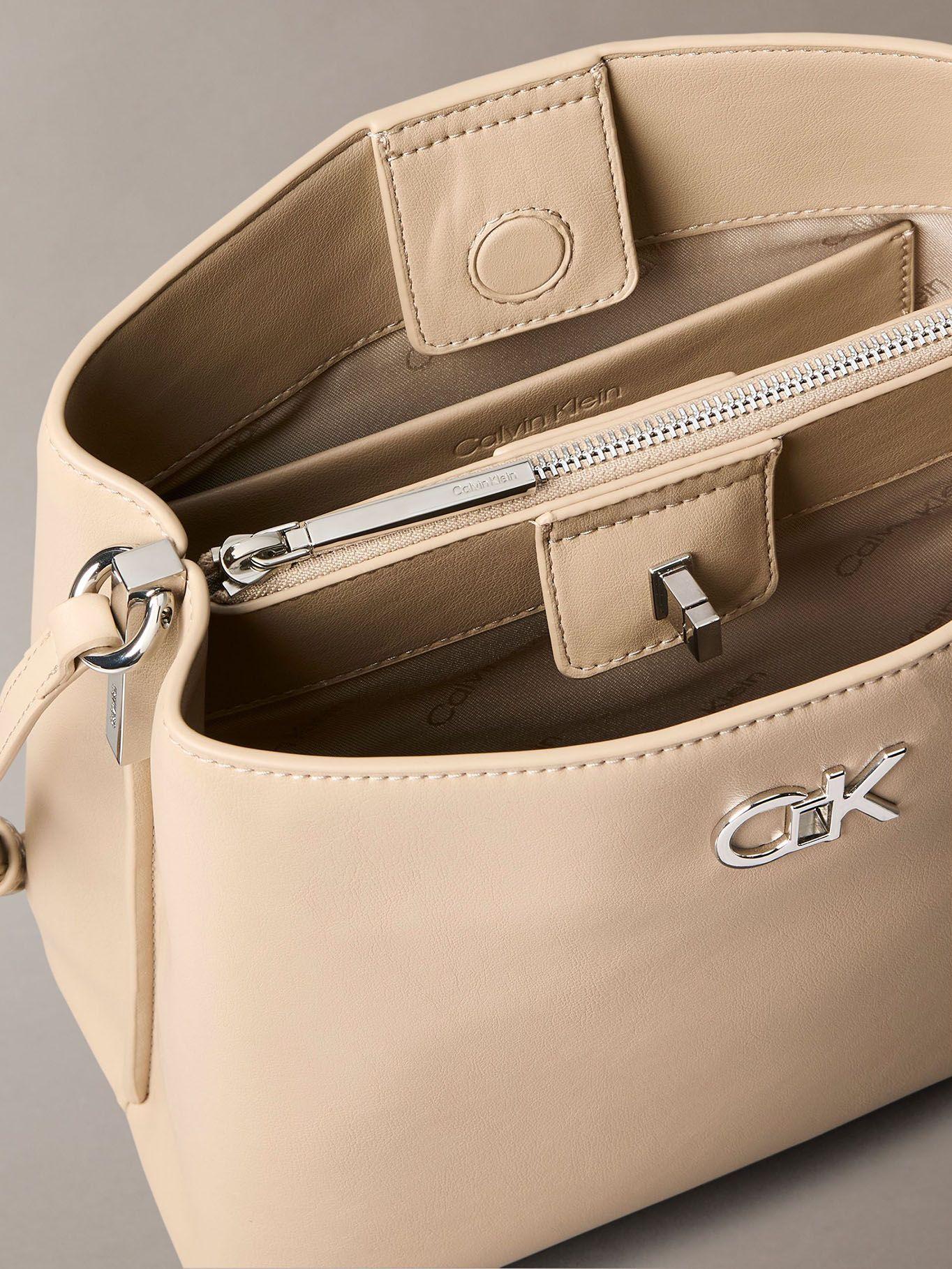 Cartera CK Bucket Beige Calvin Klein-2