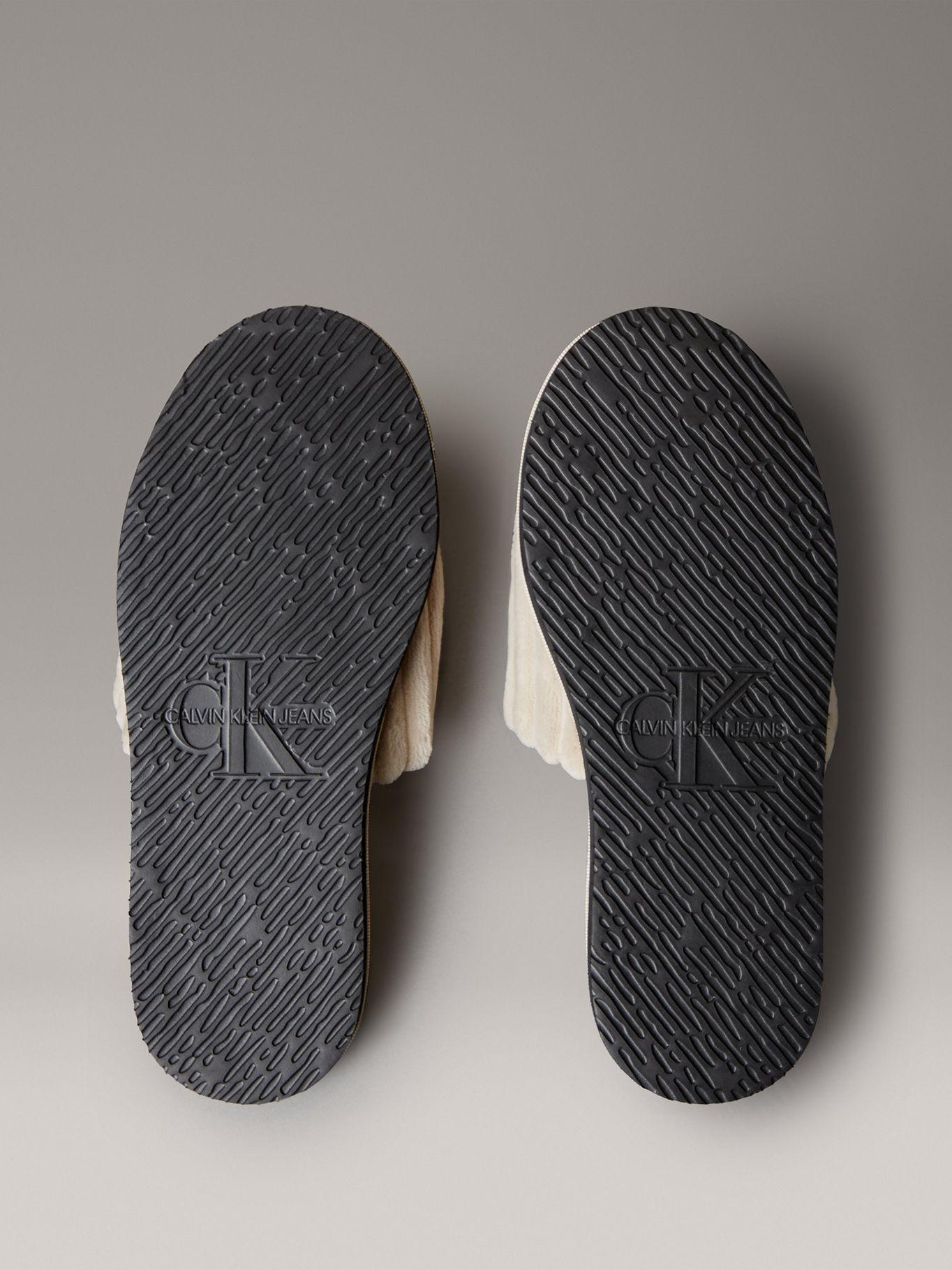 Pantuflas Estilo Corduroy Beige Calvin Klein-3