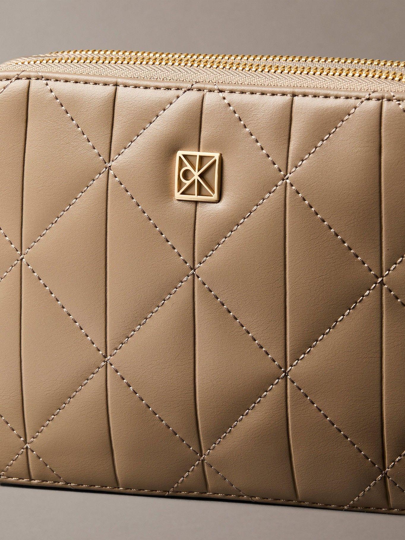 Cartera Camera Acolchada Beige Calvin Klein-3