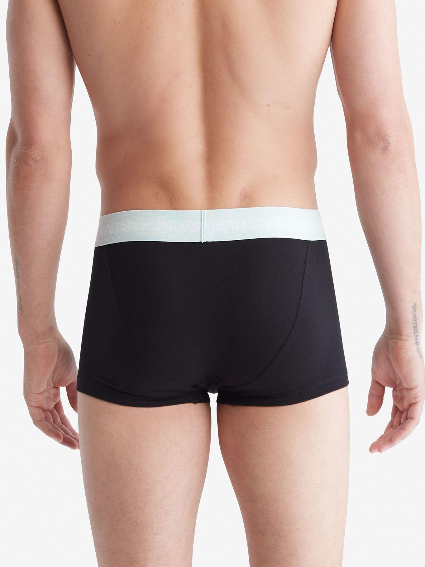 Paquete de 3 bóxers de tiro bajo Negro Calvin Klein NB2614-956-2