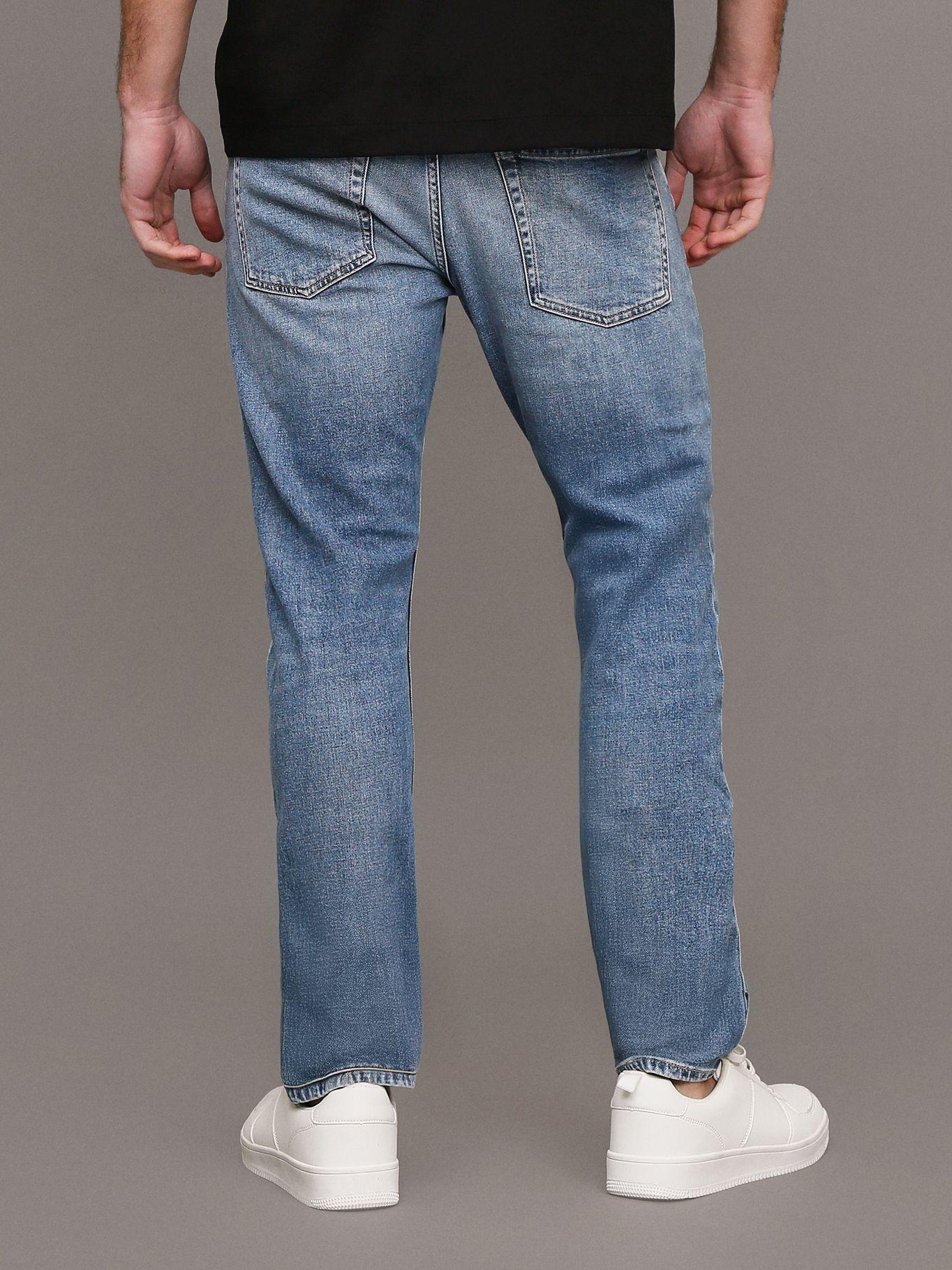 Jeans Slim Tapered Azul Calvin Klein-3