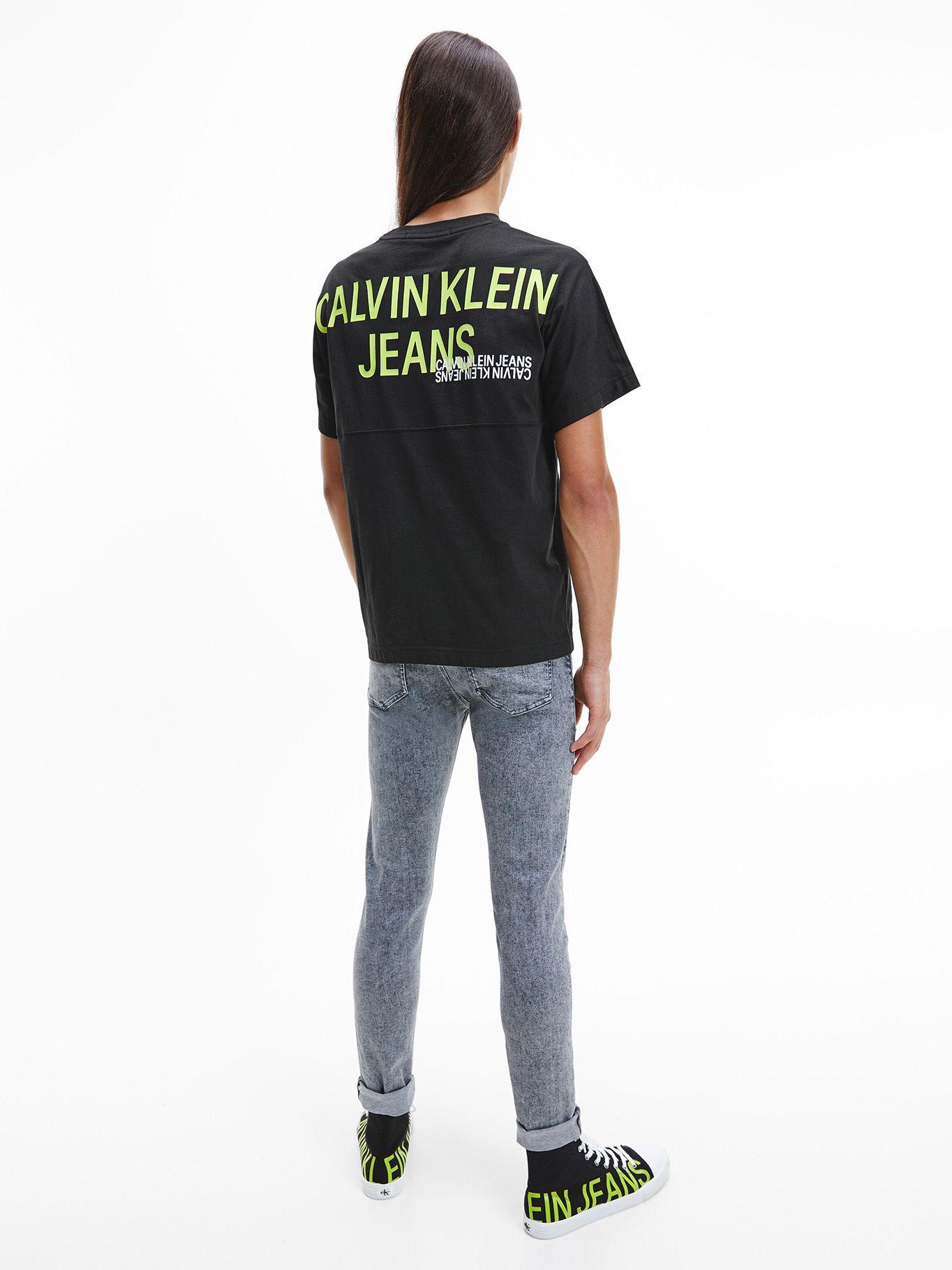 Polera Urban Back Graphic Negro Calvin Klein-2