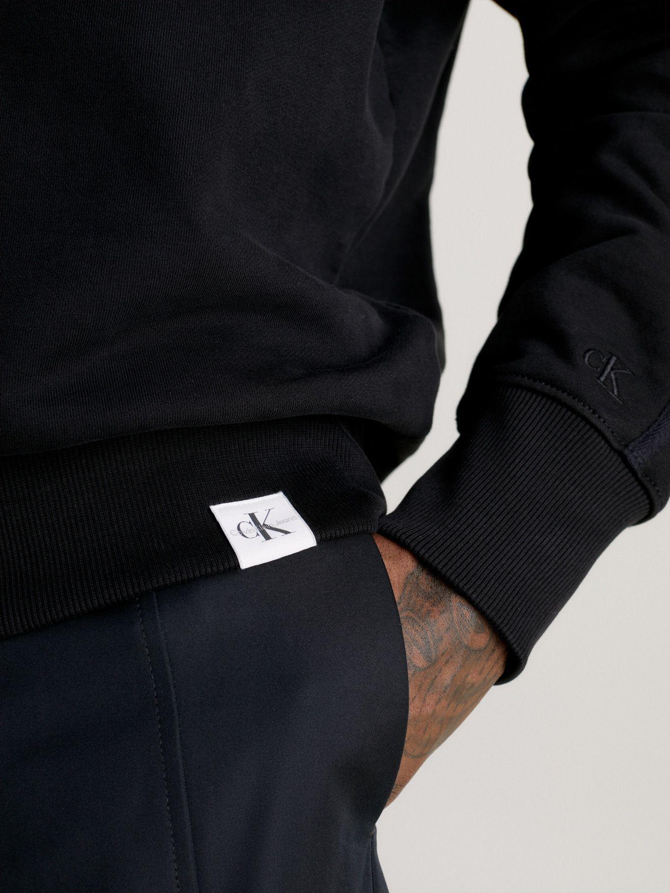 Polerón Woven Tab Negro Calvin Klein-3