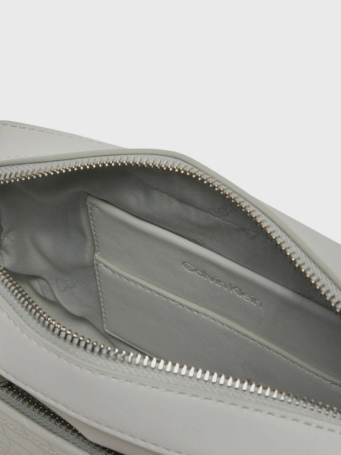 Bandolera Ck Must Croco Gris Calvin Klein-2