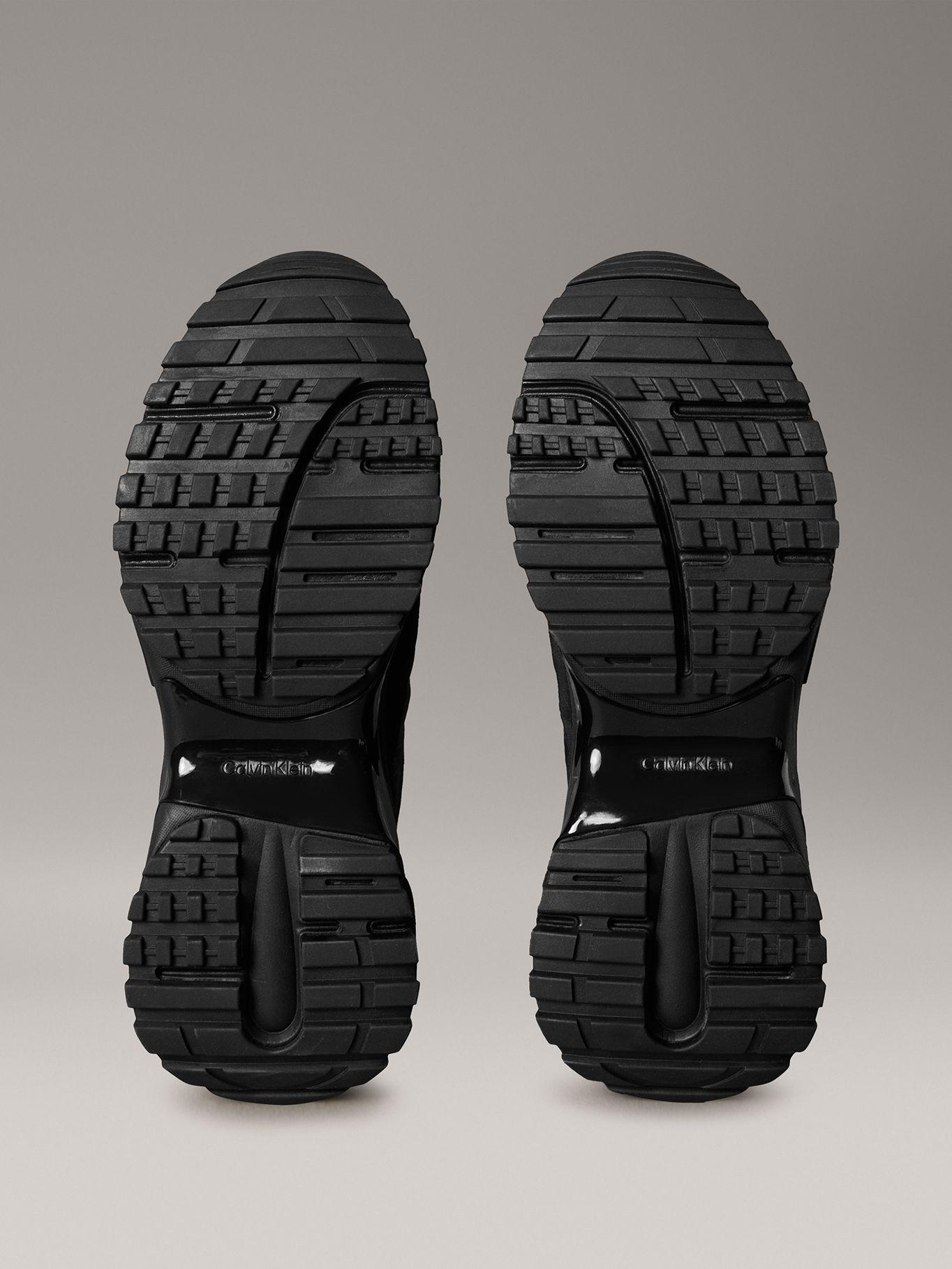 Zapatilla Runner Estampado Integral Negro Calvin Klein-3