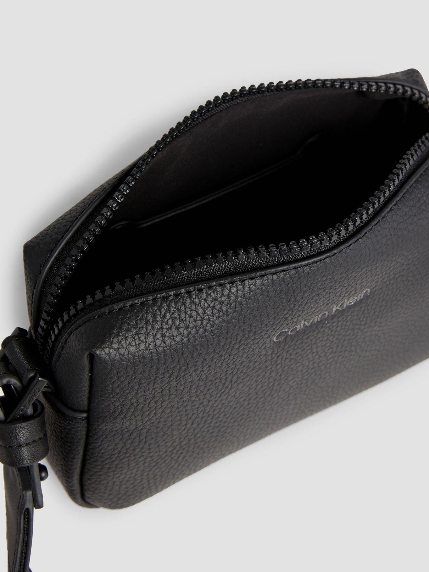 Bandolera CK Must Negro BAX-2