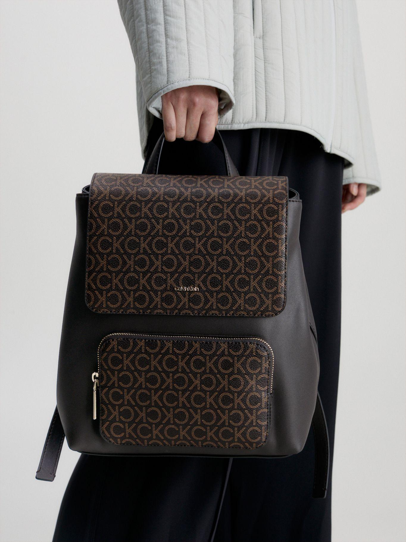Mochila EU Must Campus Md Café Calvin Klein-4