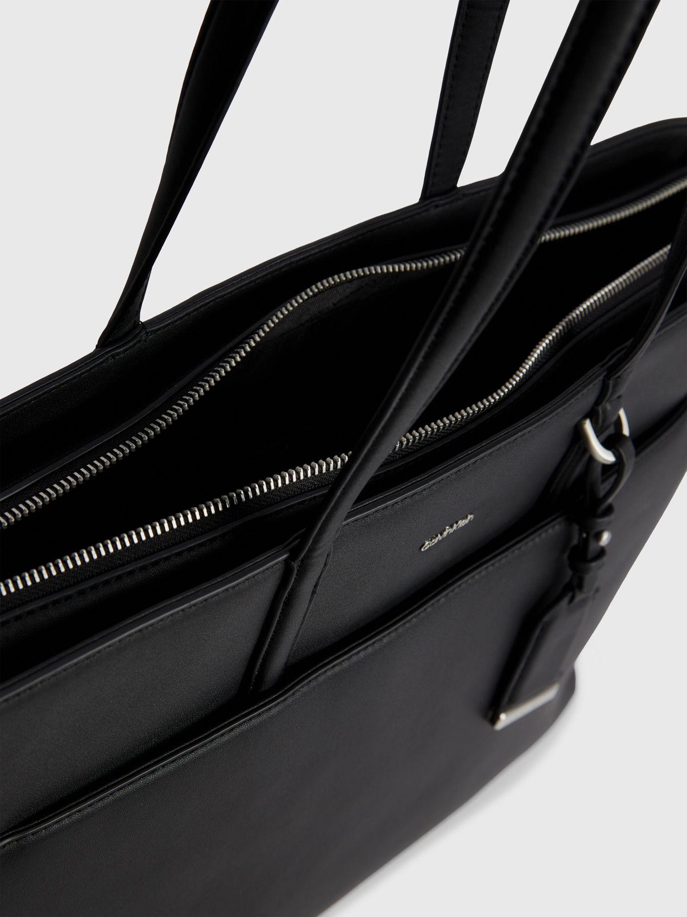 Cartera EU Must Shopper Lg Negro Calvin Klein-2