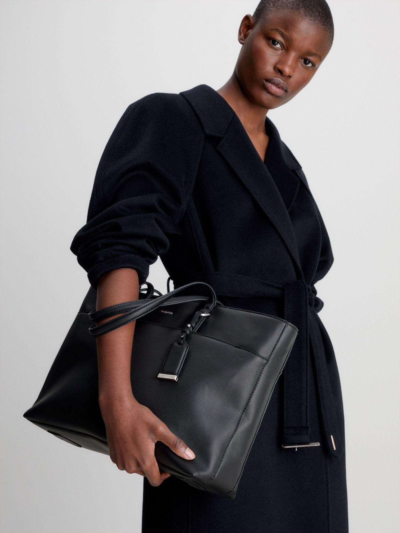 Cartera EU Must Shopper Lg Negro Calvin Klein-4