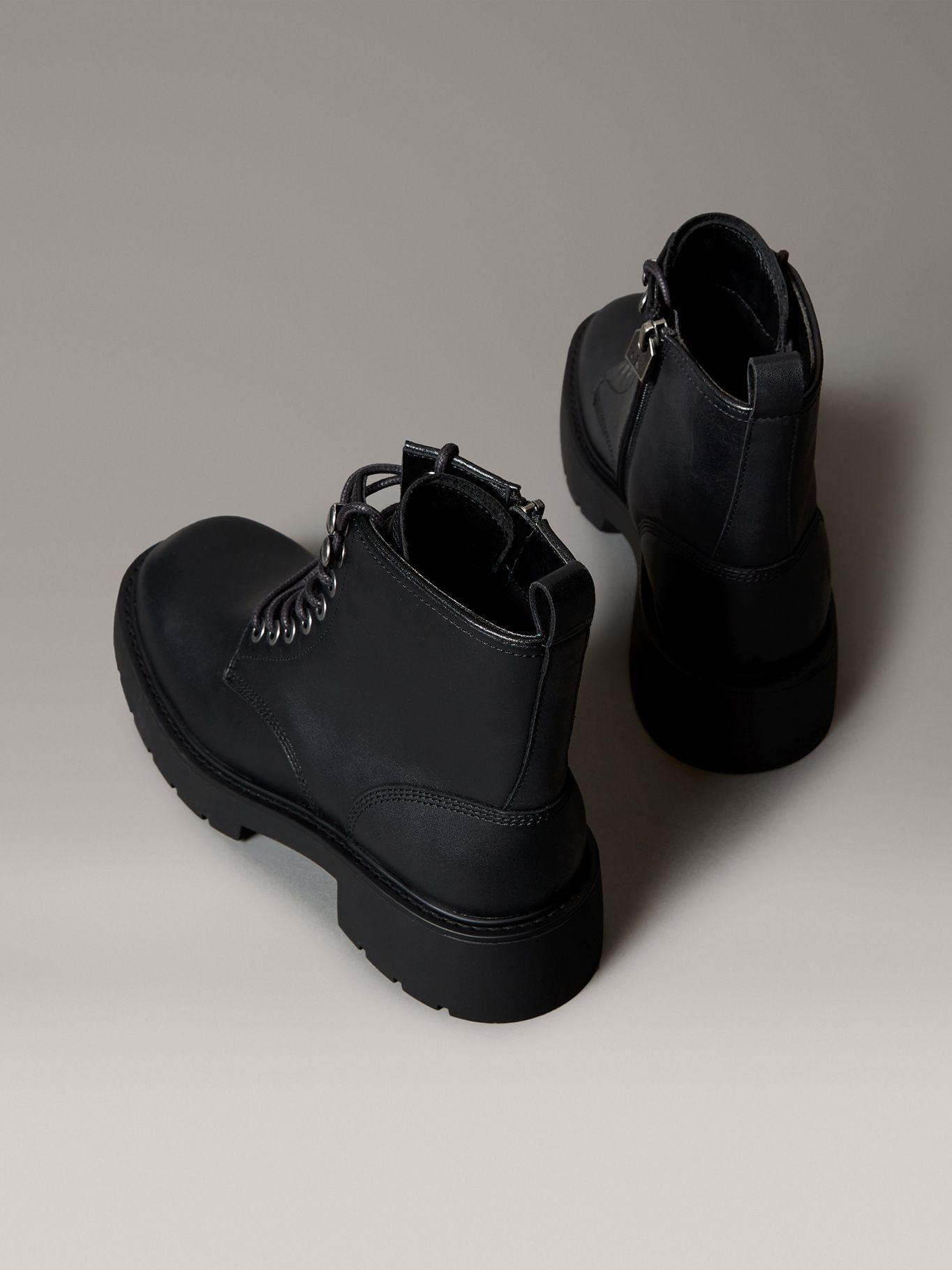 Botas Chunky de Cuero Negro Calvin Klein-1