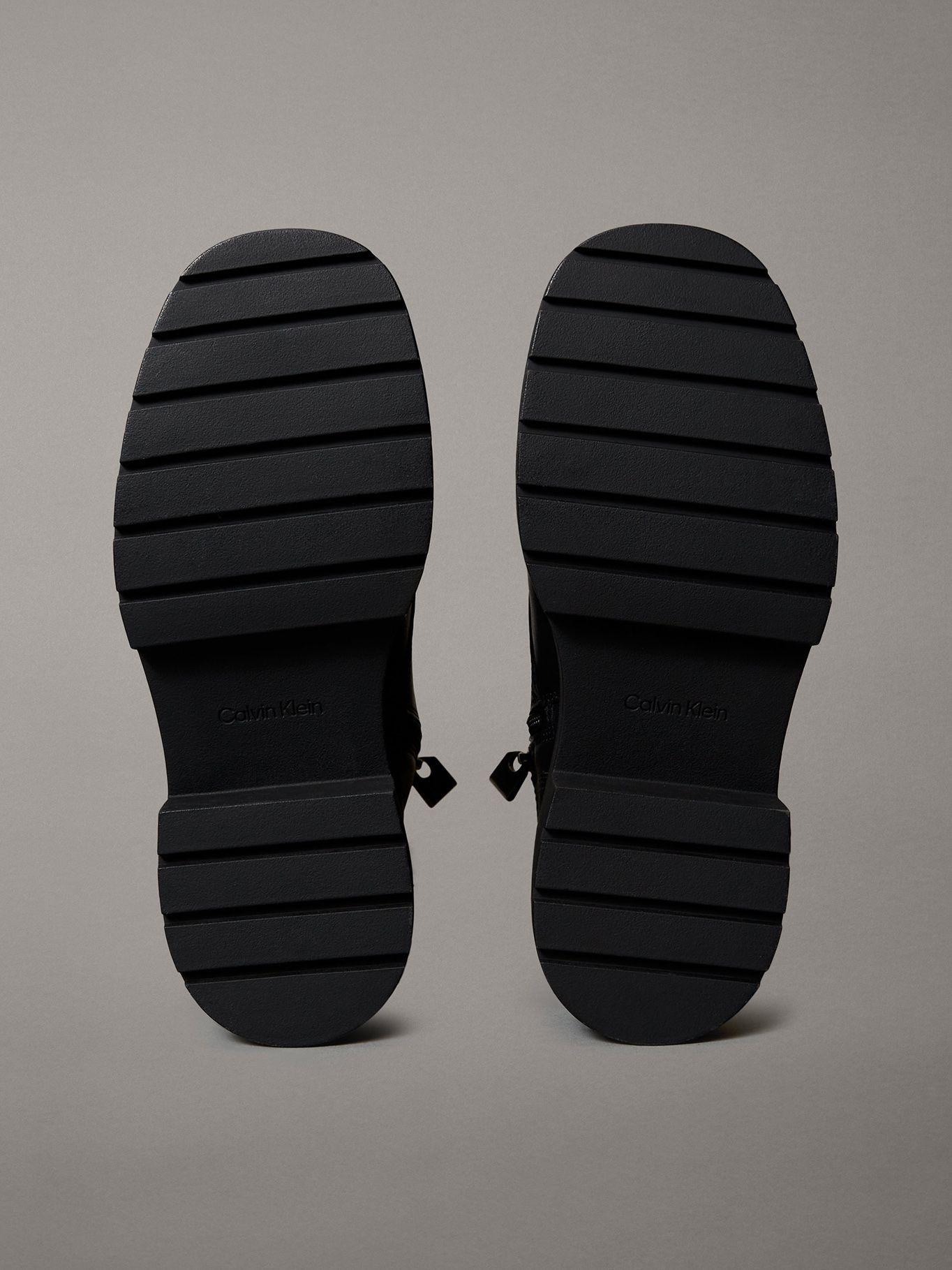 Botas Chunky de Cuero Negro Calvin Klein-3