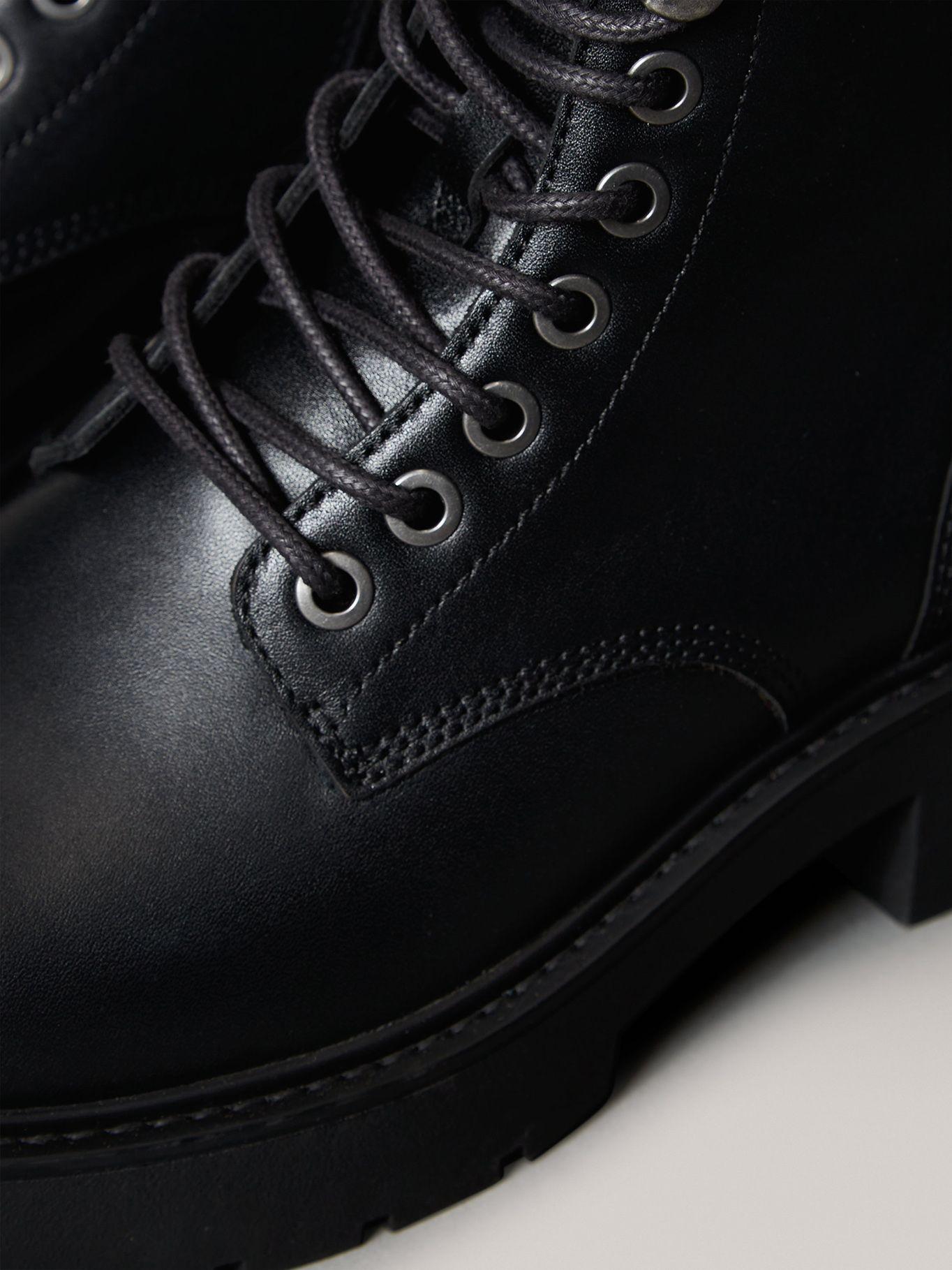 Botas Chunky de Cuero Negro Calvin Klein-6