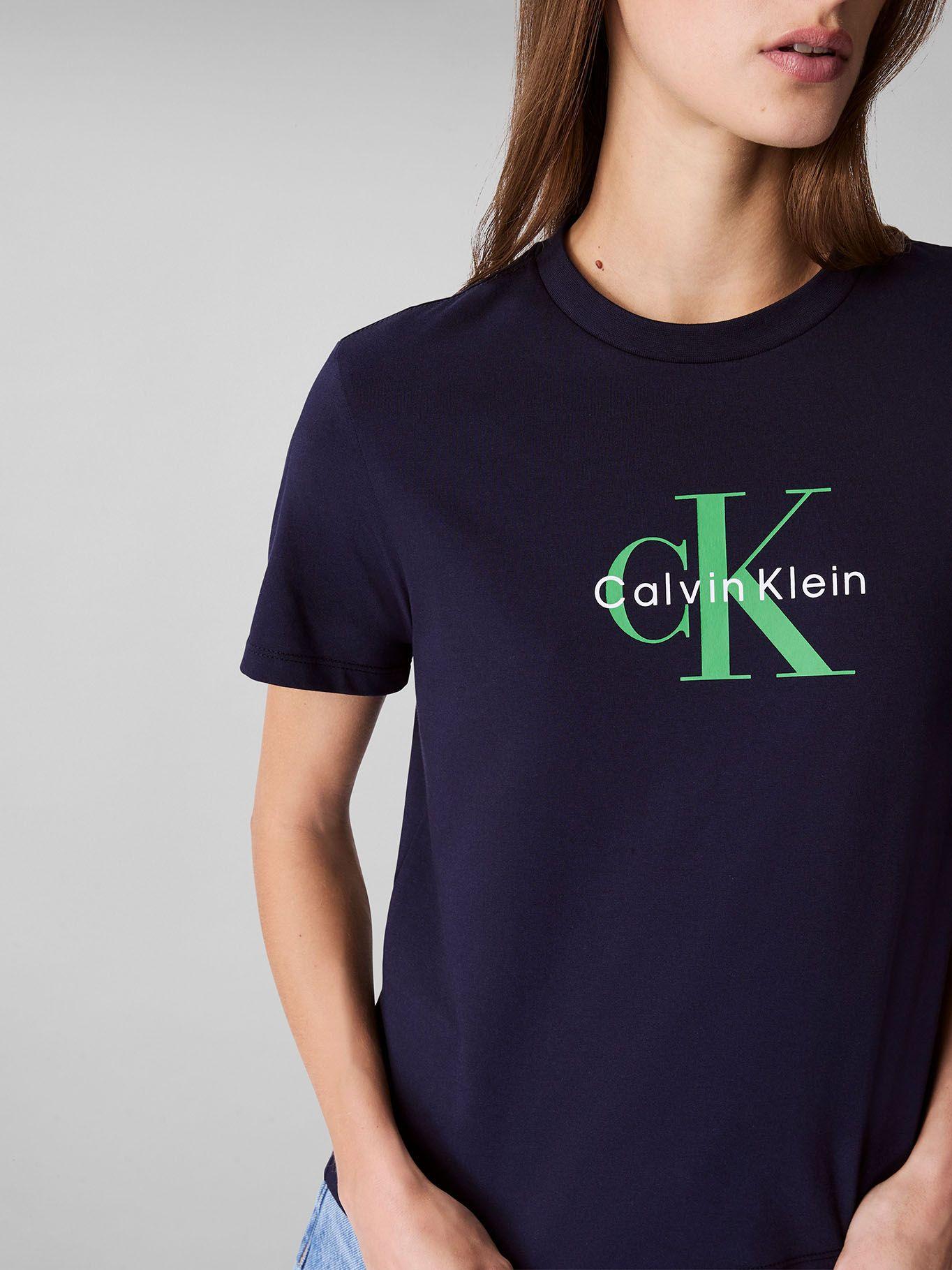 Polera Clásica Monogram Hero Azul Calvin Klein-3