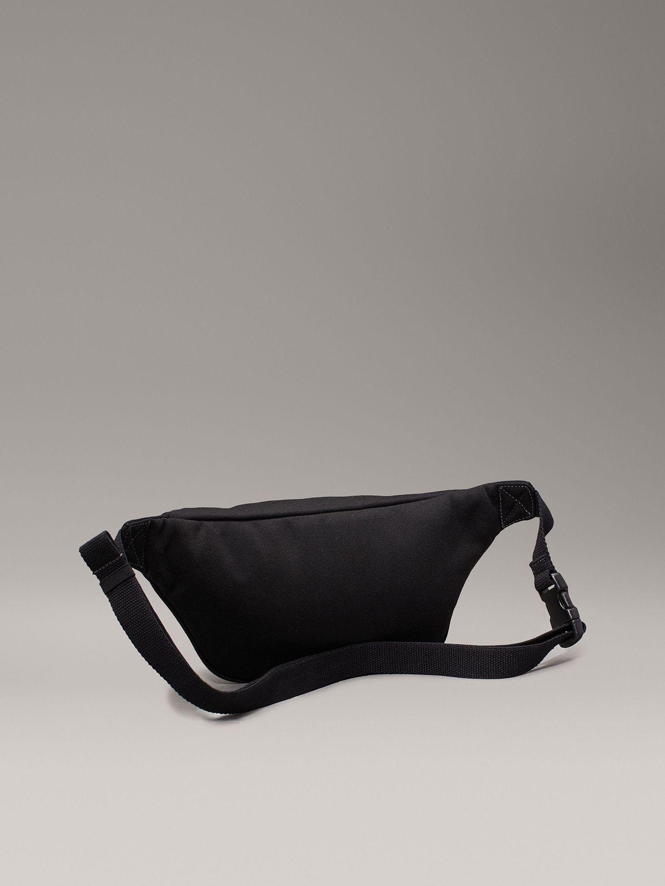 Banano Sport Essentials BEH Negro Calvin Klein-4