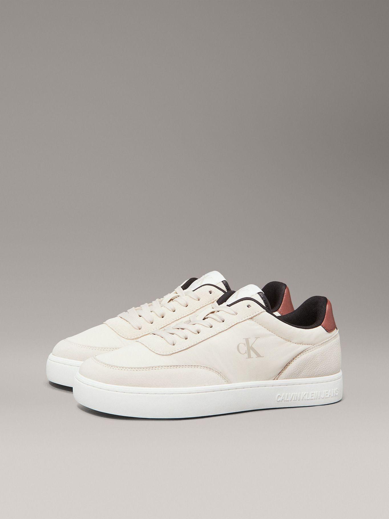 Zapatillas de Cuero Beige Calvin Klein 0GF-0