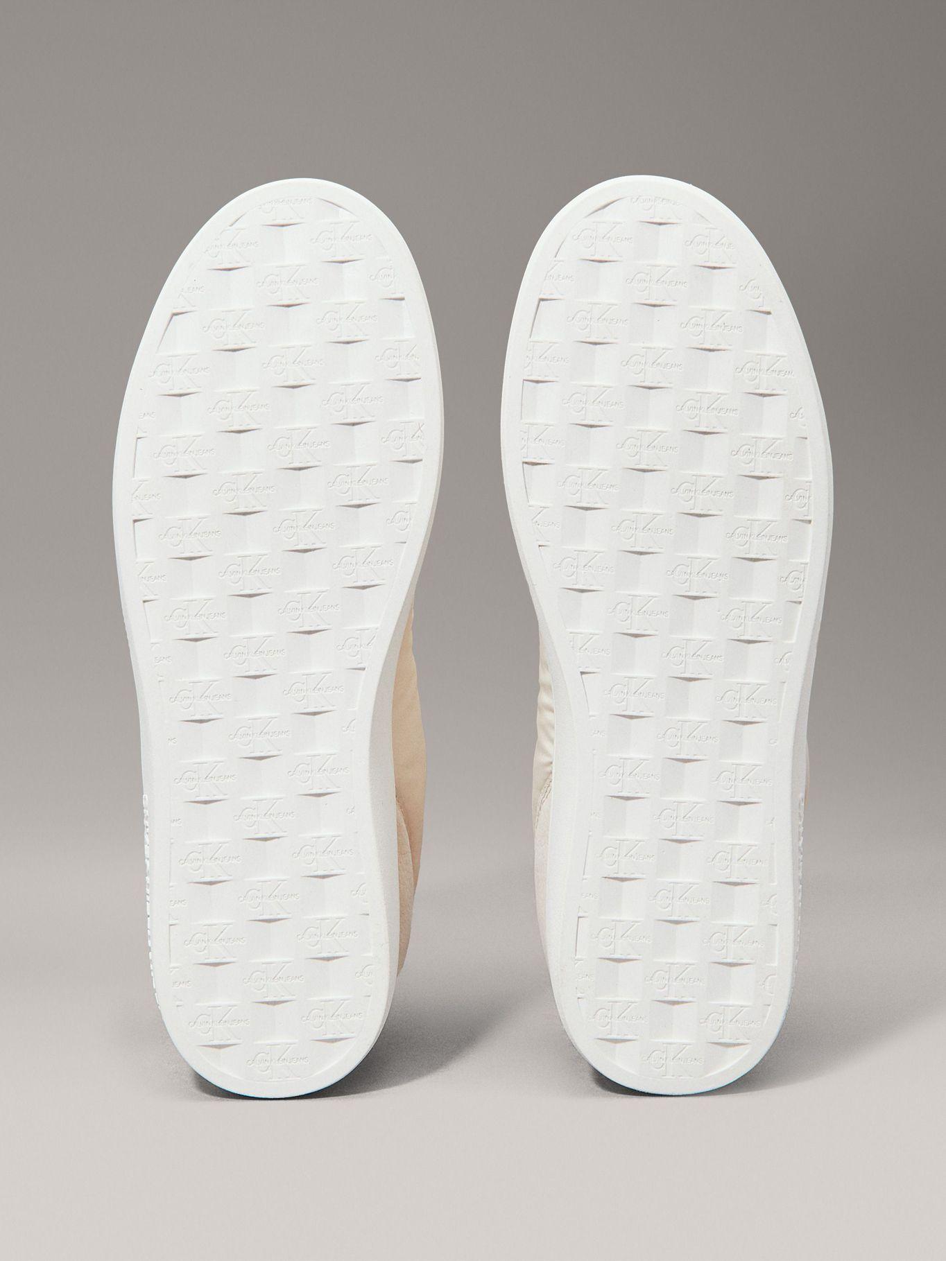 Zapatillas de Cuero Beige Calvin Klein 0GF-3