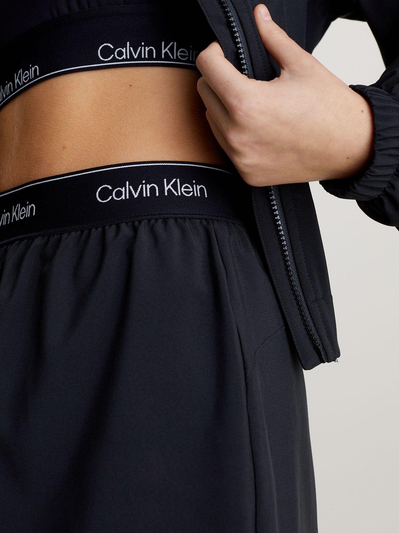 Short Woven Sport Negro Calvin Klein-4