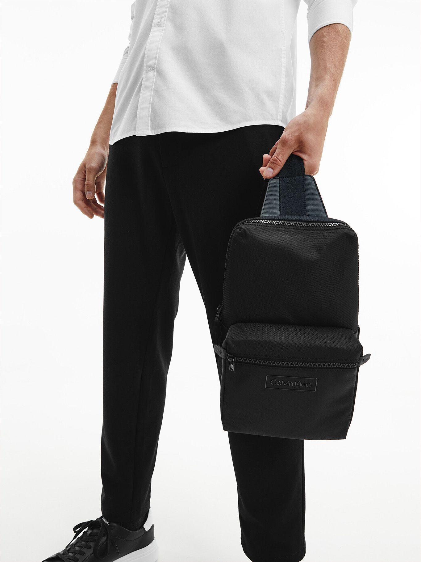 Bolso Cruzado Ck Code Negro Calvin Klein-3